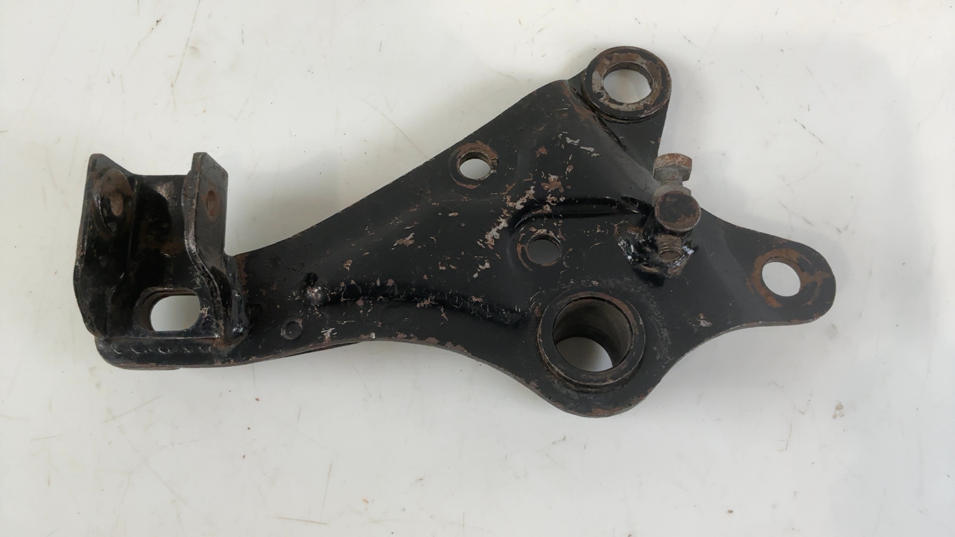 Yamaha RD250 RD350 250 350 CC Rear Right Footrest Bracket 1973-1975 360-21446-00