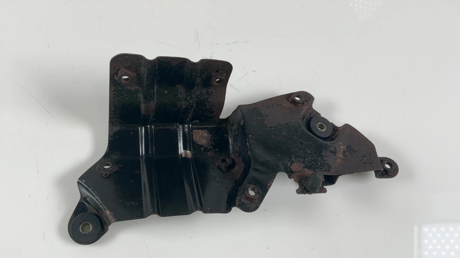 Suzuki GS700E GS700 700cc Electrical Panel Bracket 1984 1985 OEM 47410-31300 - Image 7