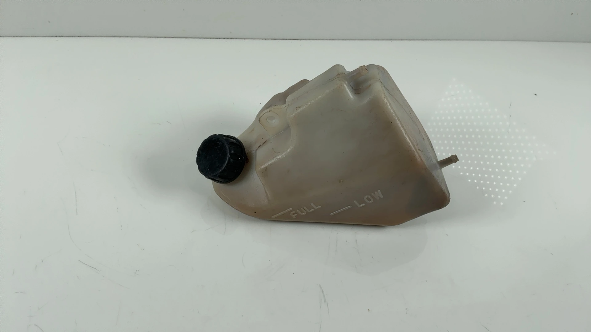 Kawasaki Ninja GPZ900R ZX900A 908cc Coolant Overflow Tank 1984-03 OEM 43078-1053 - Image 2
