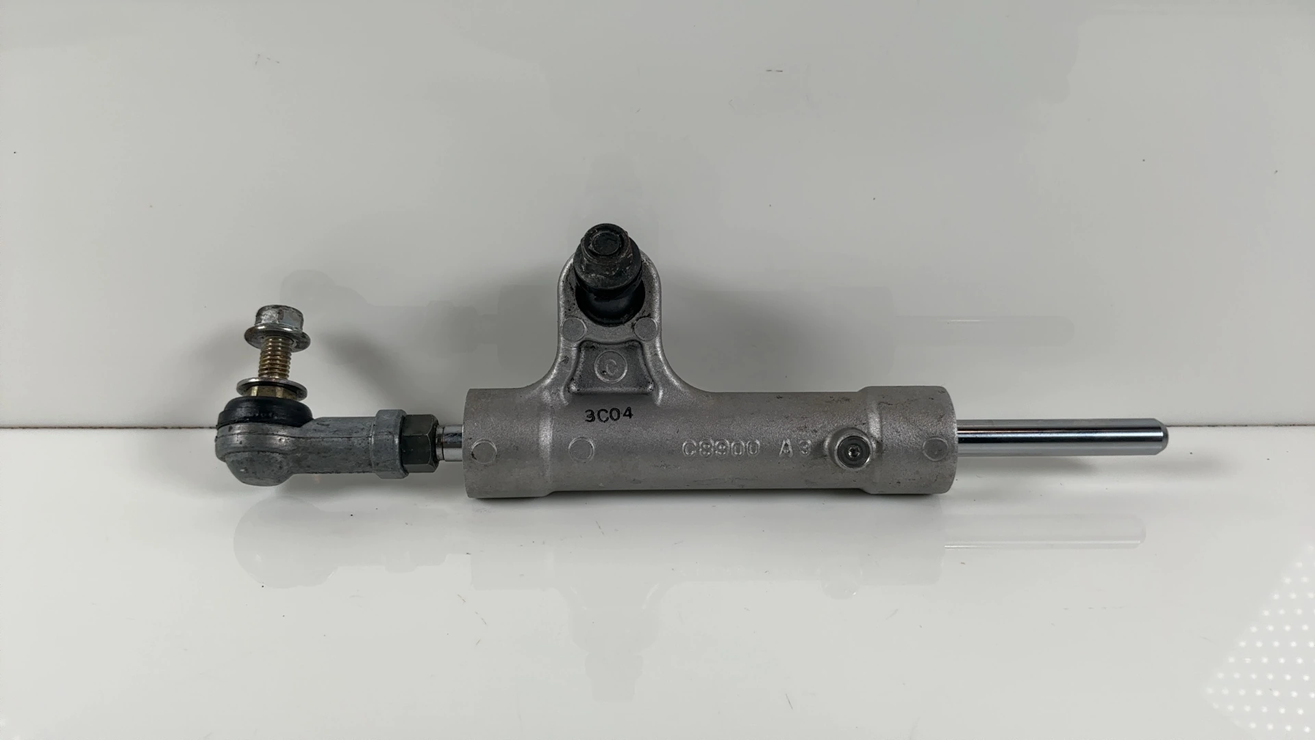 Suzuki GSX-R 1000 K5 K6 1000cc Steering Damper 2005-06 OEM 51750-40F80 C8900 A3 - Image 1