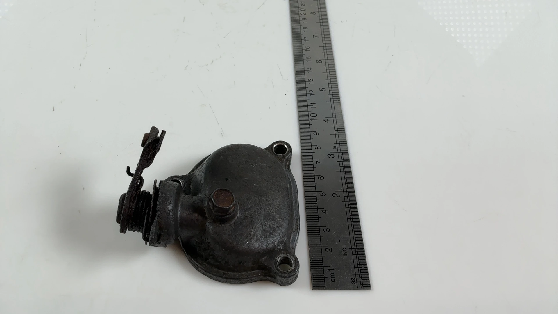 Yamaha XT250 3Y3 250cc Cylinder Head Side Cover 3 1980-1983 OEM 3Y1-11187-00-00 - Image 3