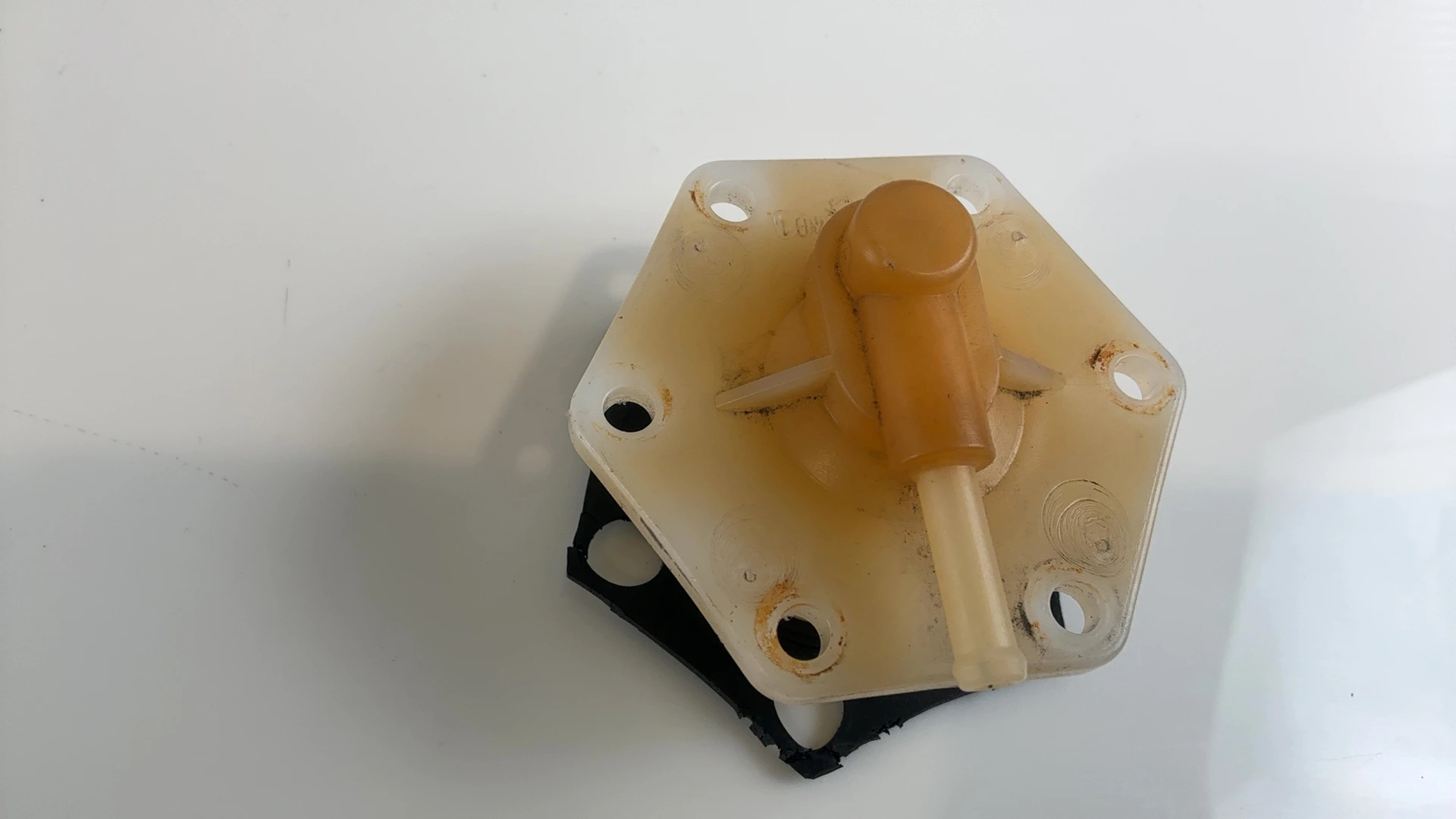 BMW F650GS R13 650 CC Fuel Tank Safety Vent Valve 2001-2005 OEM 16112347148 - Image 6