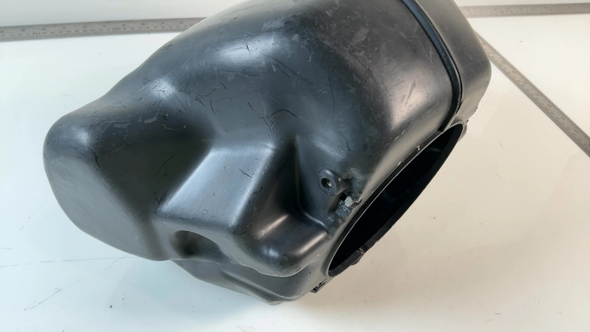Suzuki Katana 600 GSX600F 600cc Air Filter Box 1988-1997 OEM 13700-20C00 - Image 5