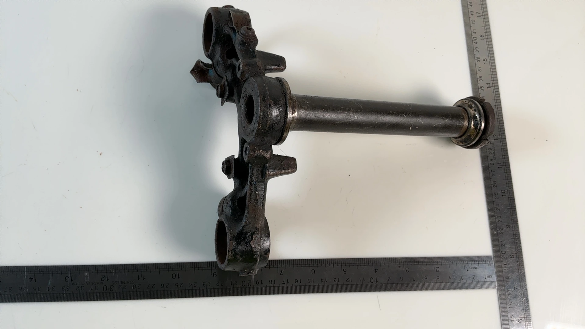 Suzuki GN125 GN 125 CC Lower Fork Bridge Yoke 1982-2001 OEM 51410-05300 - Image 4