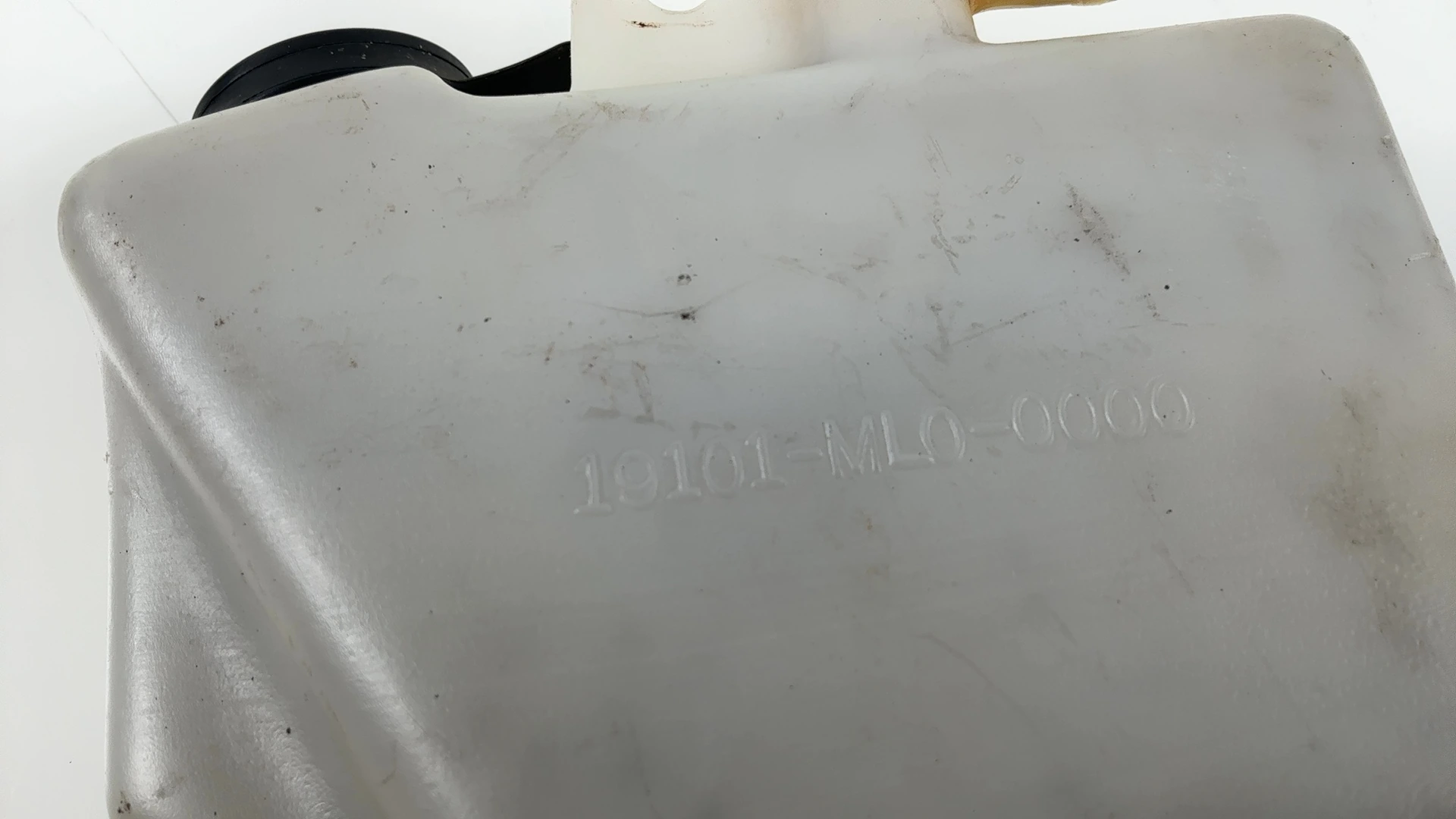 Honda VFR400R NC24 400cc Coolant Expansion Reservoir Tank 1986-92 19101-ML0-010 - Image 7