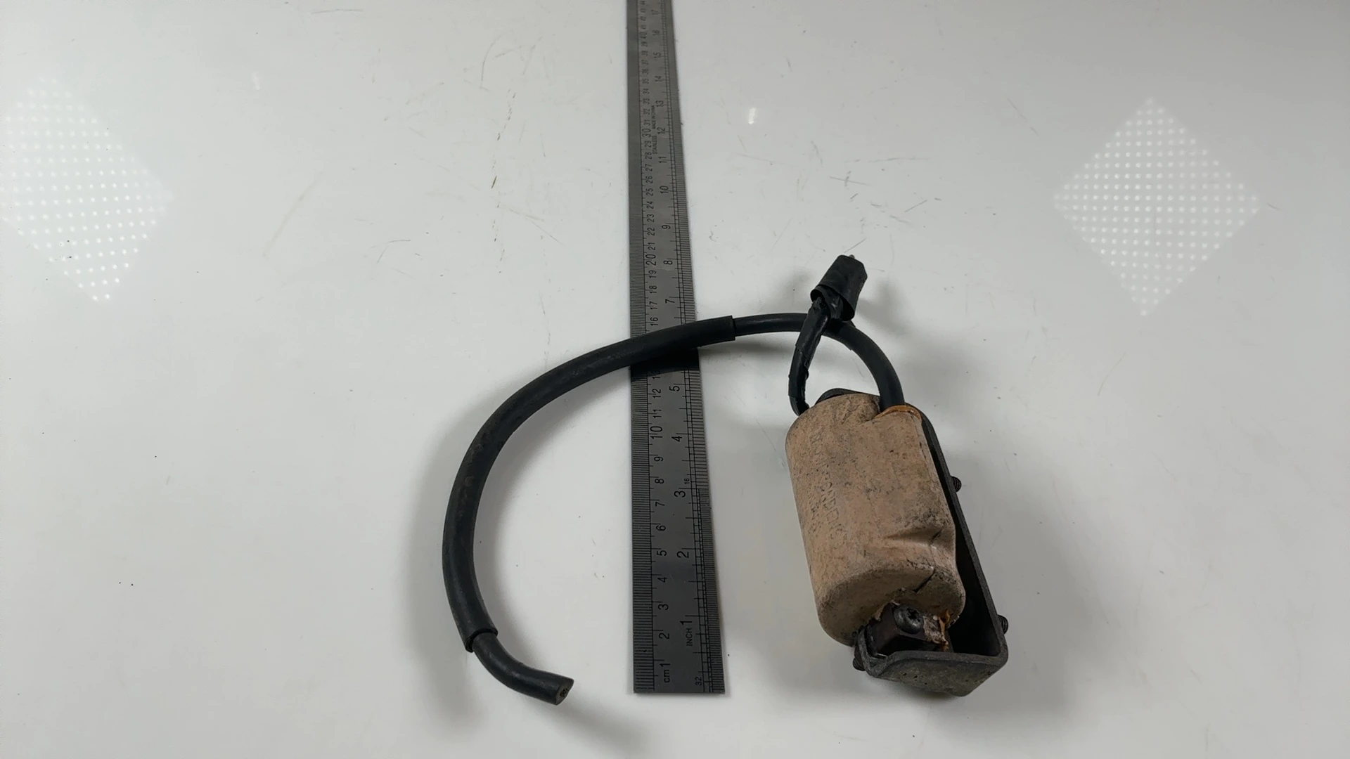 Yamaha XS400 XS400S 400cc Ignition Coil 1977 1978 OEM 1L9-82310-51 - Image 4