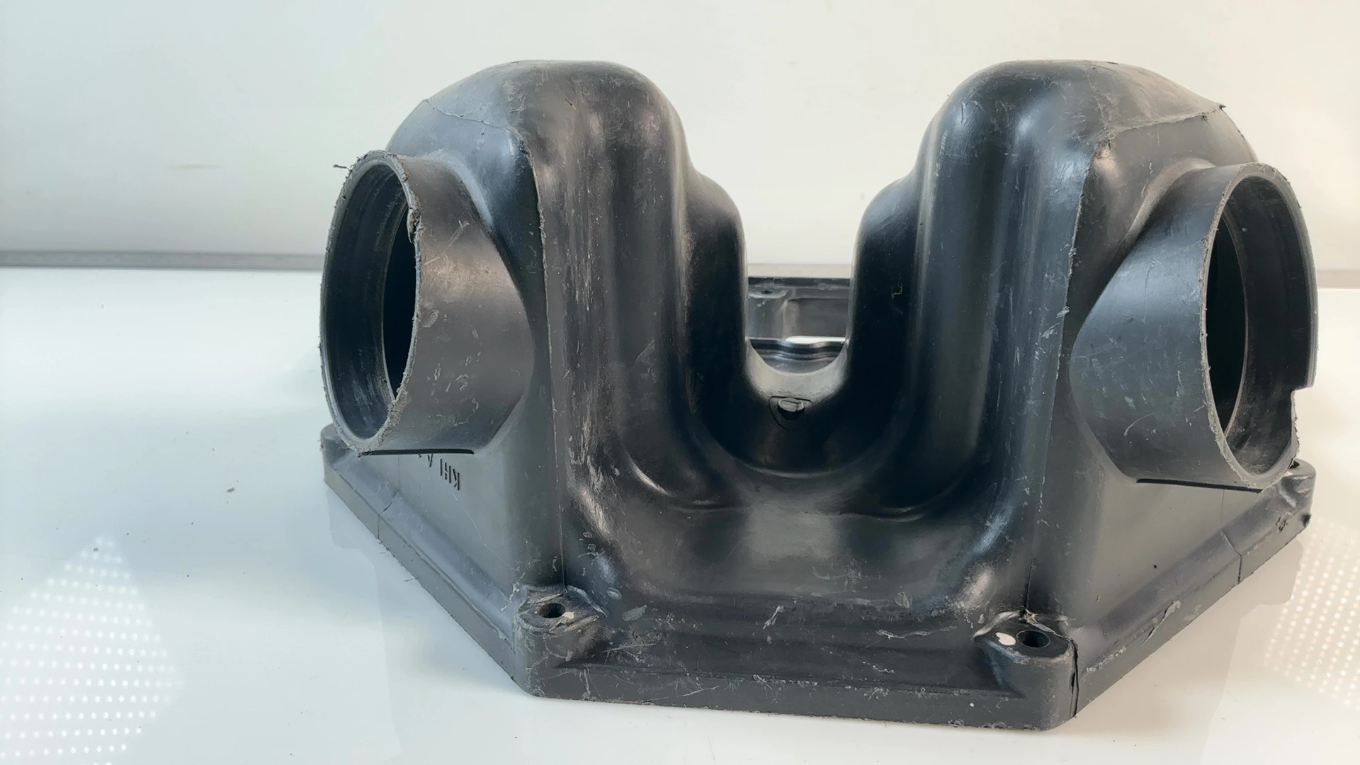 Kawasaki Ninja ZX-6R ZX600F 600cc Lower Airbox Base 1995-1997 OEM 11011-1449 - Image 6
