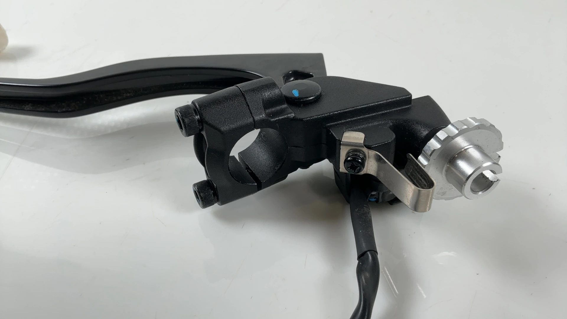 Aprilia RSV4 1100 Factory 1100cc Clutch Lever Perch Assembly 2021-2026 2S001472 - Image 2
