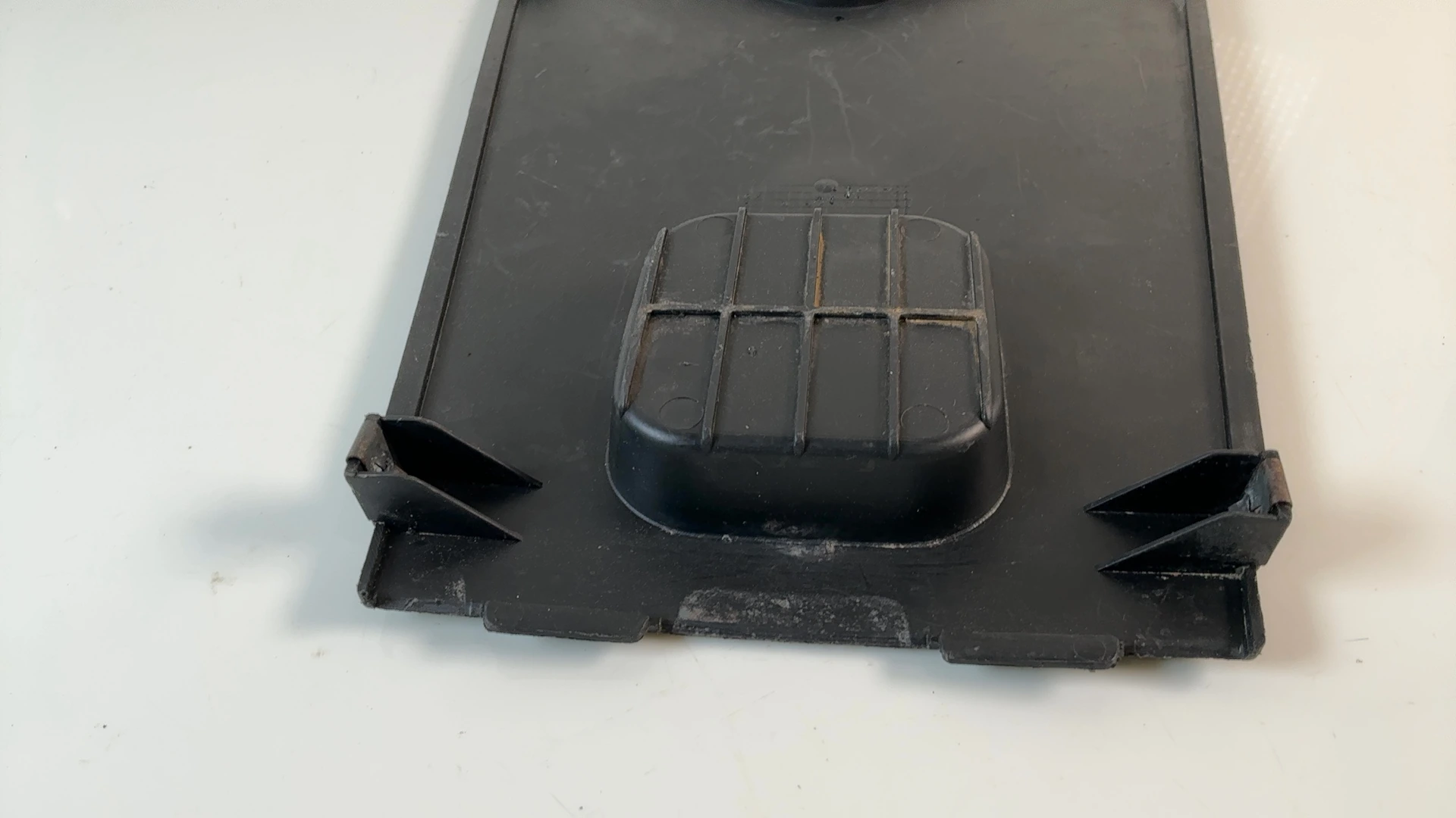 Honda X8R SZX 50 Underbody Rocker Cover Panel 1998-2001 OEM 50611-GCM-9000 - Image 5