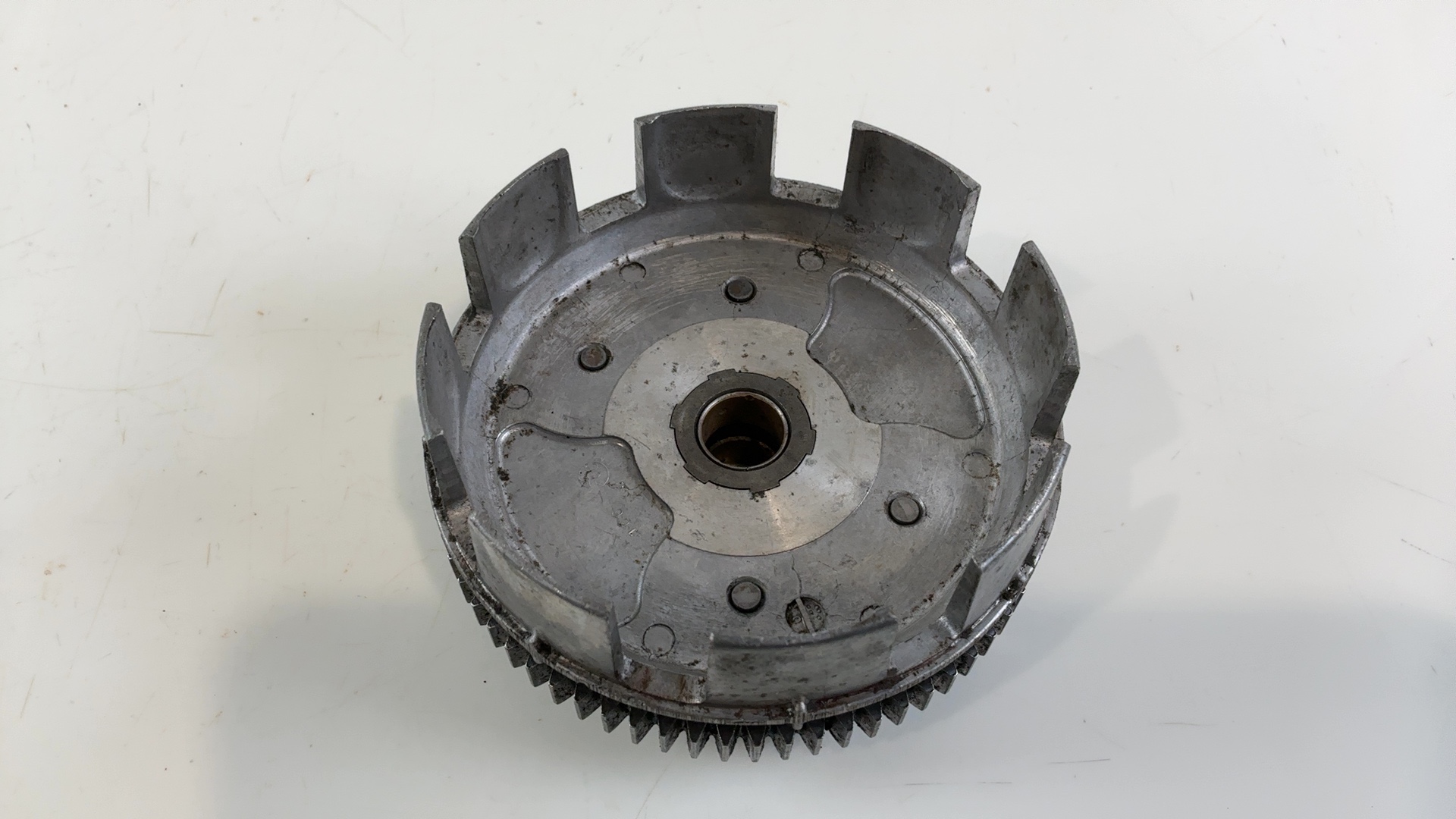 Honda CR80R CR80 80cc Clutch Basket Outer 1983 1984 OEM 22100-GC4-700 - Image 3