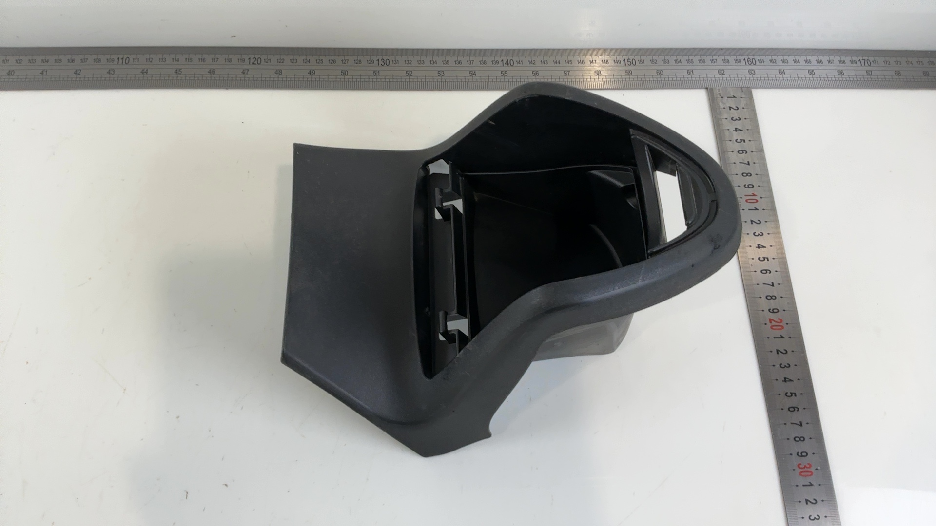 Aprilia SR 50 R Factory Street 50cc Black Seat Pillar Cowl 2004-21 OEM AP8229402 - Image 3