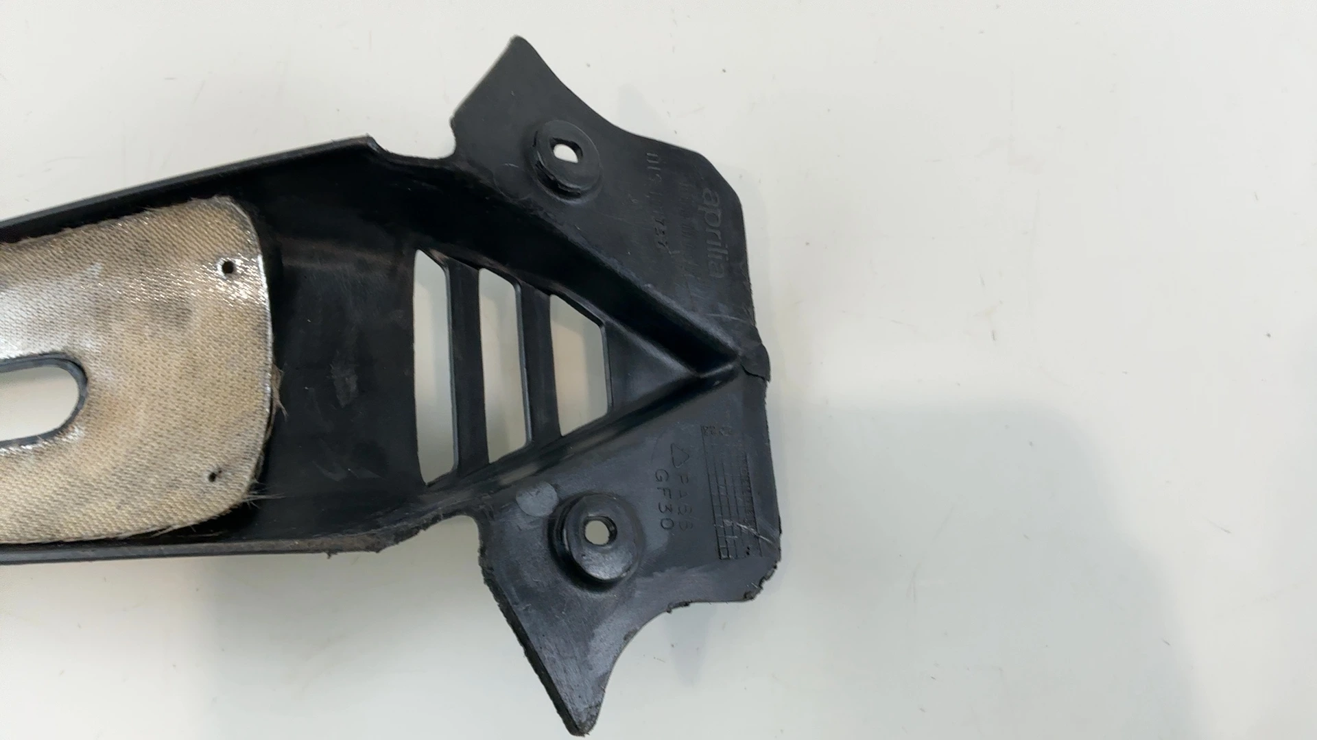 Aprilia Tuono Mille RSV 1000 CC Radiator Cover Spoiler 1998-2005 OEM AP8148834 - Image 7