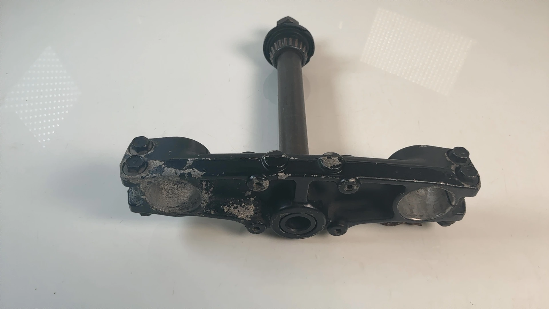 Kawasaki KLR650 KL650A 650cc Lower Triple Tree T Stump 1987-2007 OEM 44037-1207 - Image 3