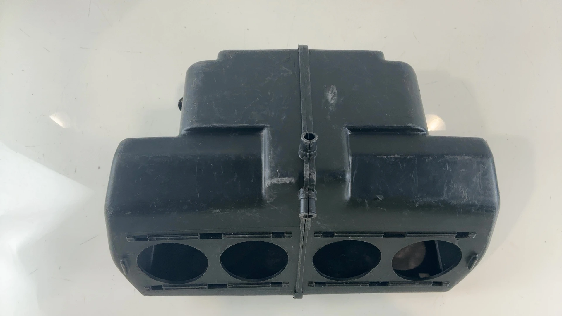 Suzuki GSX-R Slingshot GR77A 750cc Air Filter Box 1988-1992 OEM 13720-17C00 - Image 5