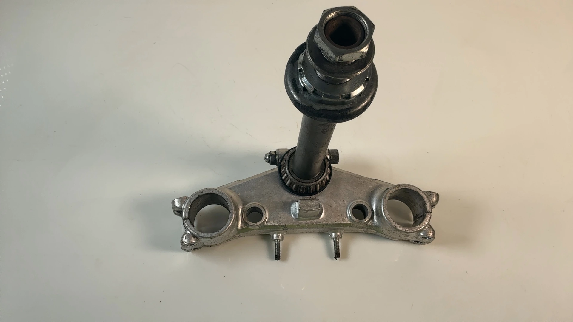 Honda CB900F2 Bol d'Or SC01 900 Lower Triple Tree 1981-83 OEM 53200-438-305 438