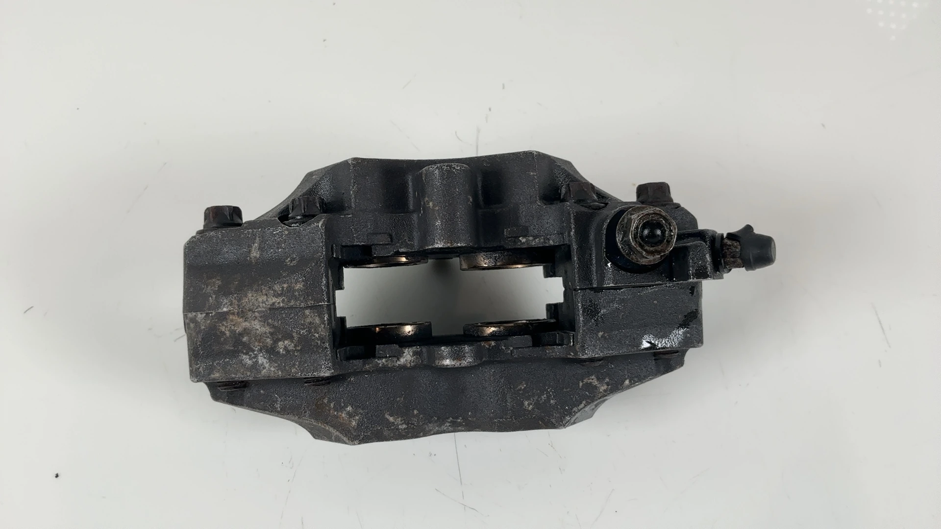 Honda VTR1000 Superhawk VTR1000F Front Left Brake Caliper 1997-05 45150-MBB-006 - Image 4