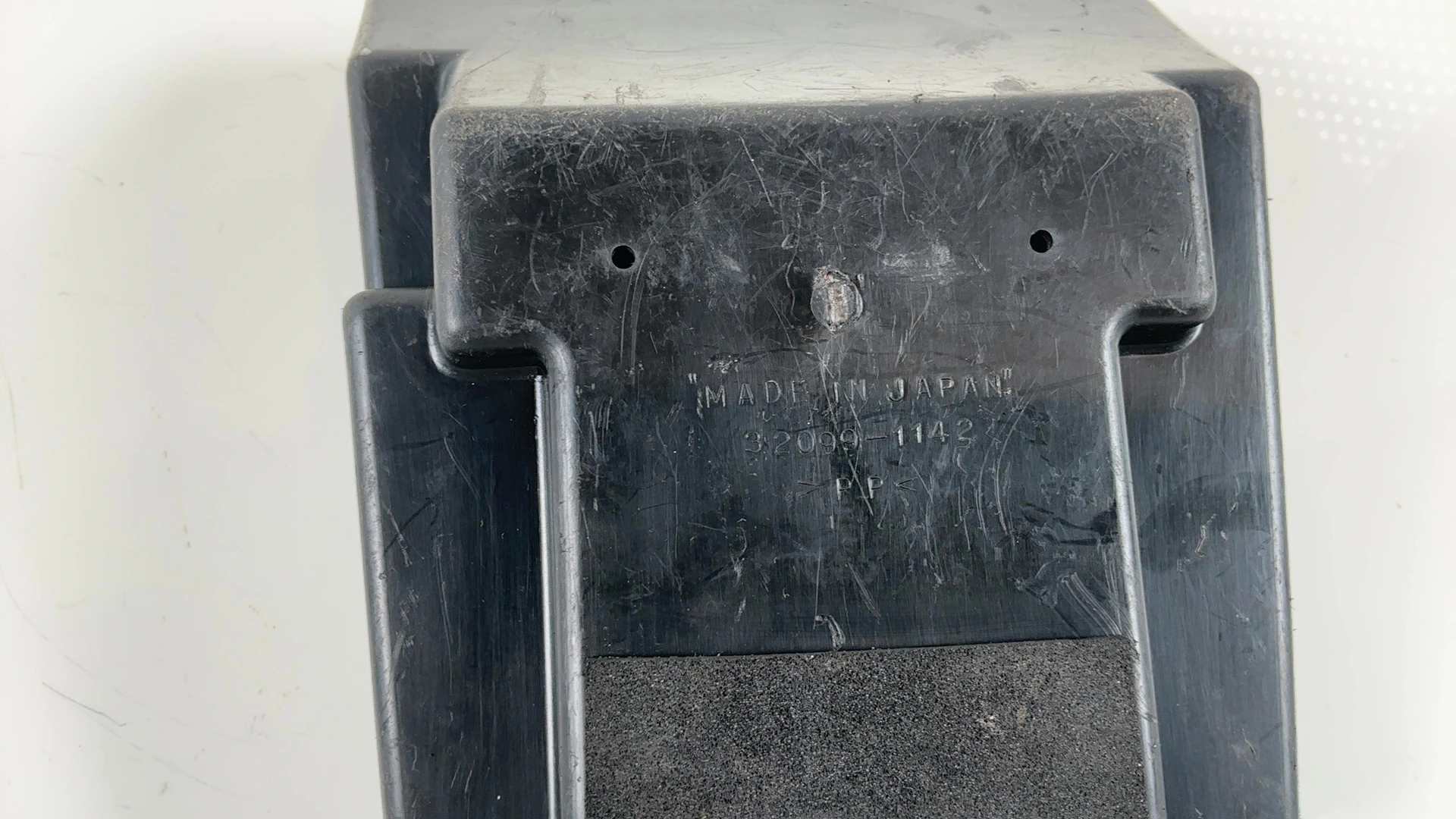 Kawasaki ZZR600 ZX600E 600cc Storage Glove Box Case 1993-2004 OEM 32099-1142 - Image 3
