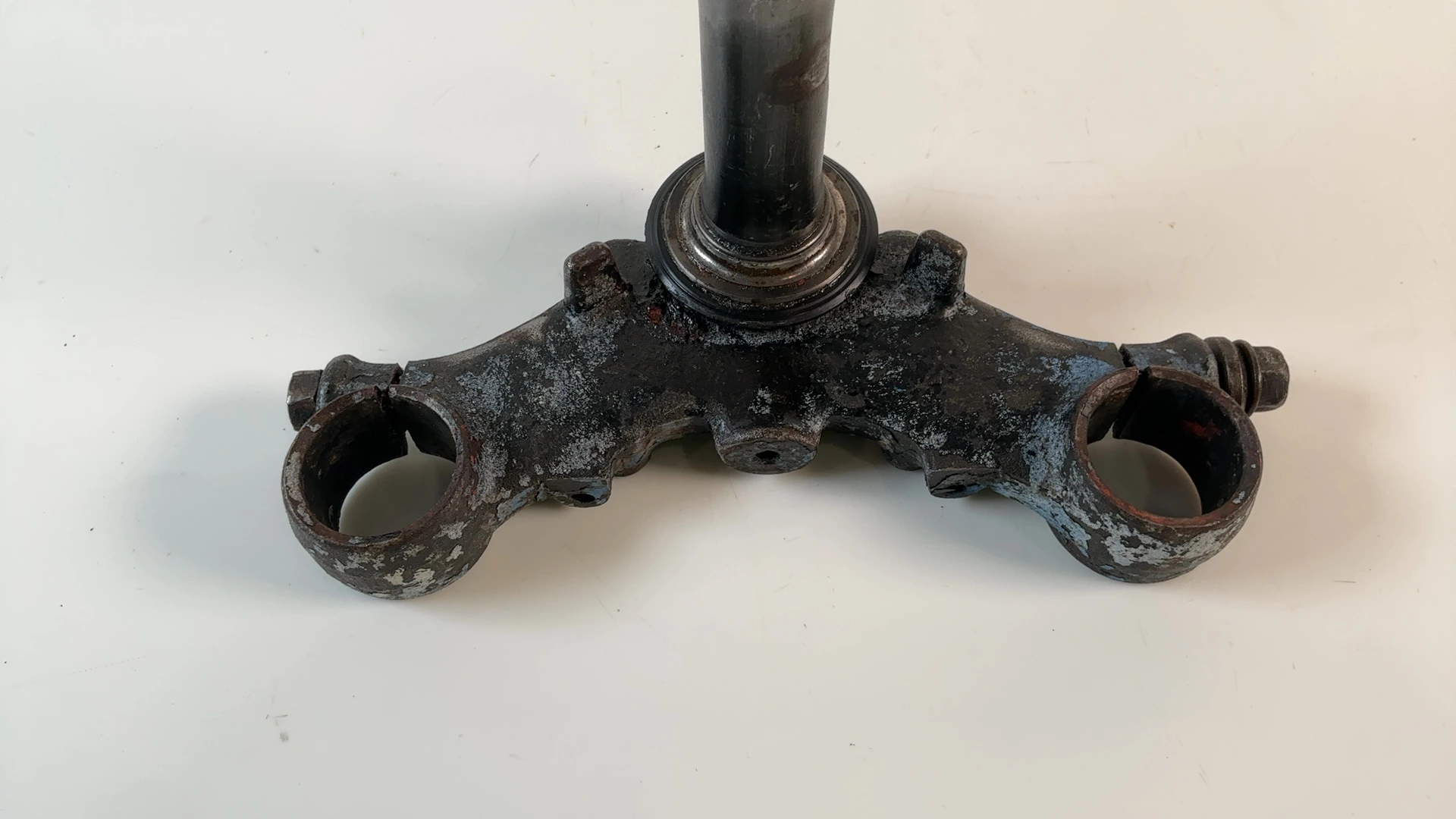 Kawasaki KE125 KE125-A 125cc Lower Fork Bridge Yoke 1976-1985 OEM 44037-1030 - Image 5