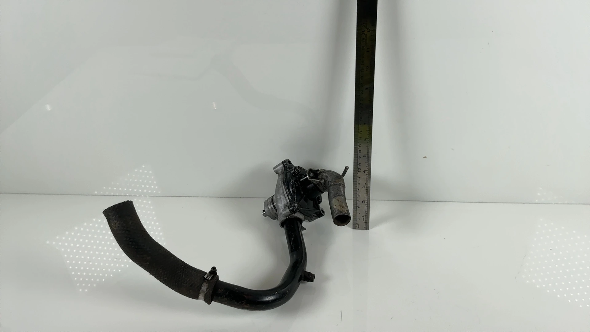 Kawasaki ZZR1100 ZX1100 1100 Water Pump 1990-2001 OEM 49044-1080 - Image 3
