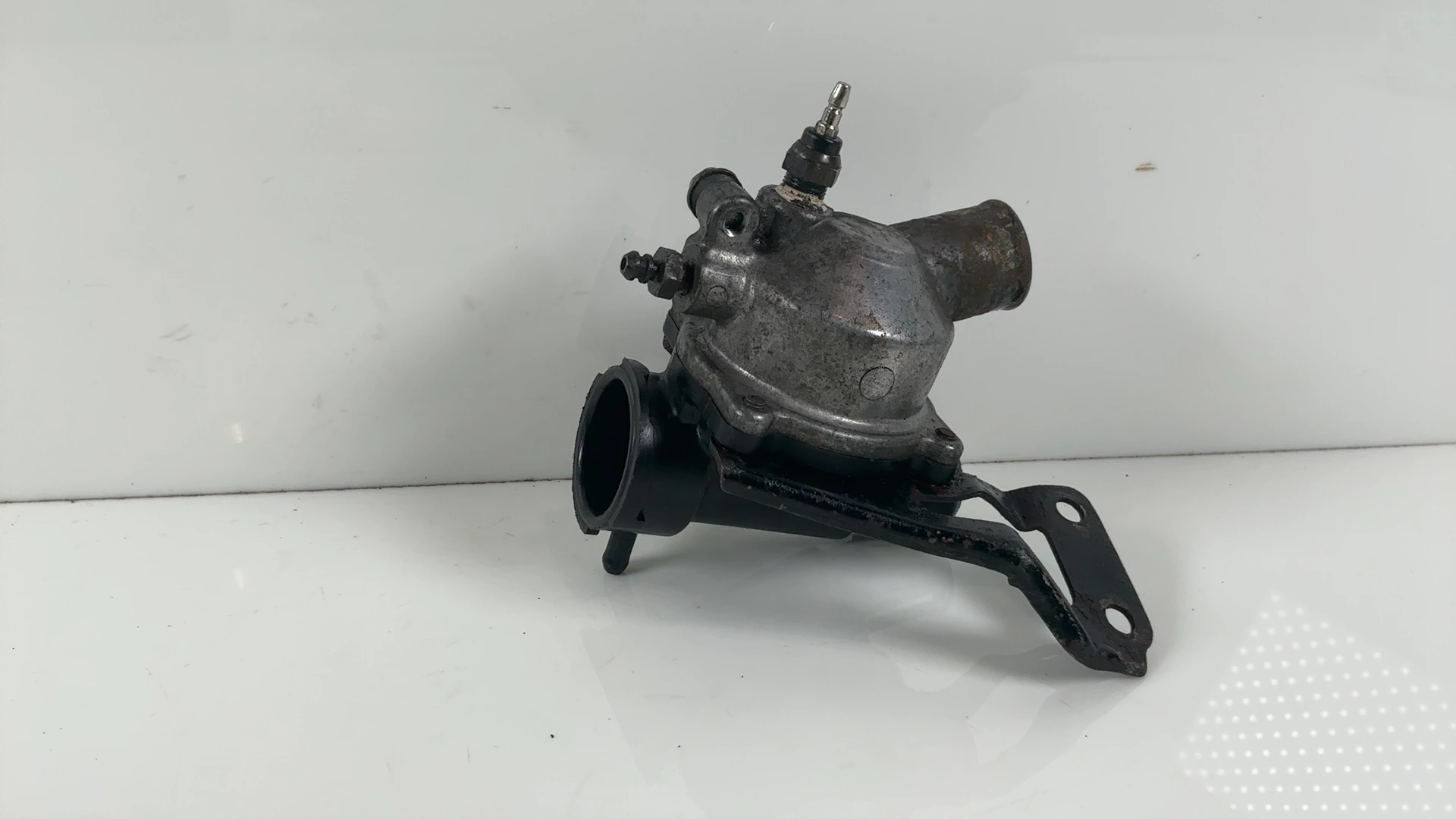 Kawasaki ZZR600 ZX600-E 600cc Thermostat Housing 1993-2004 OEM 16160-1117 - Image 2