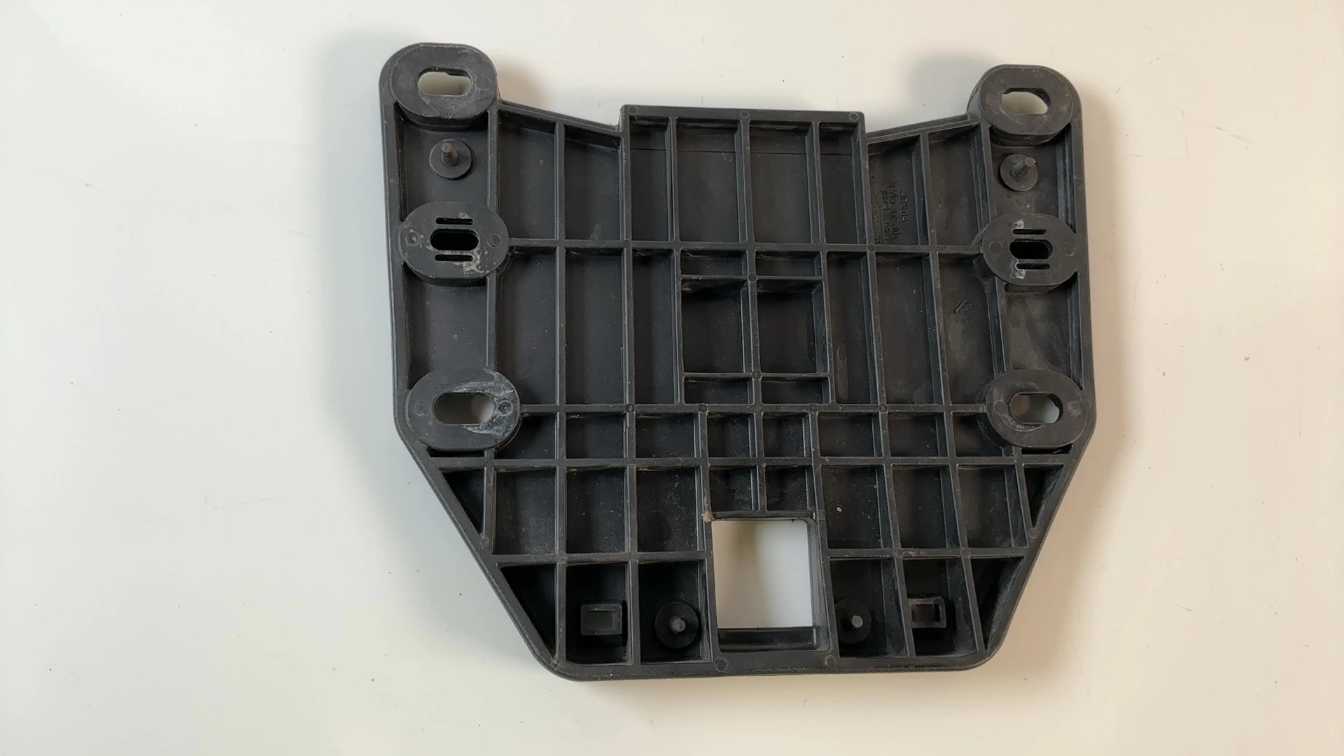 Honda ST1300 Pan European 1300 CC Top Case Plate 2002-2018 OEM 08L42-MCS-8000-01 - Image 2
