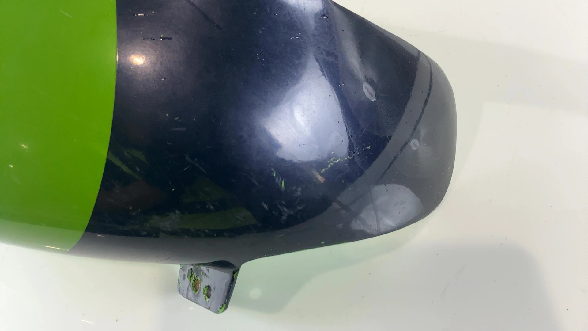 Kawasaki Ninja ZX9R ZX900C 900cc Front Fender Mudguard 1998-99 OEM 35004-1361-7F - Image 4