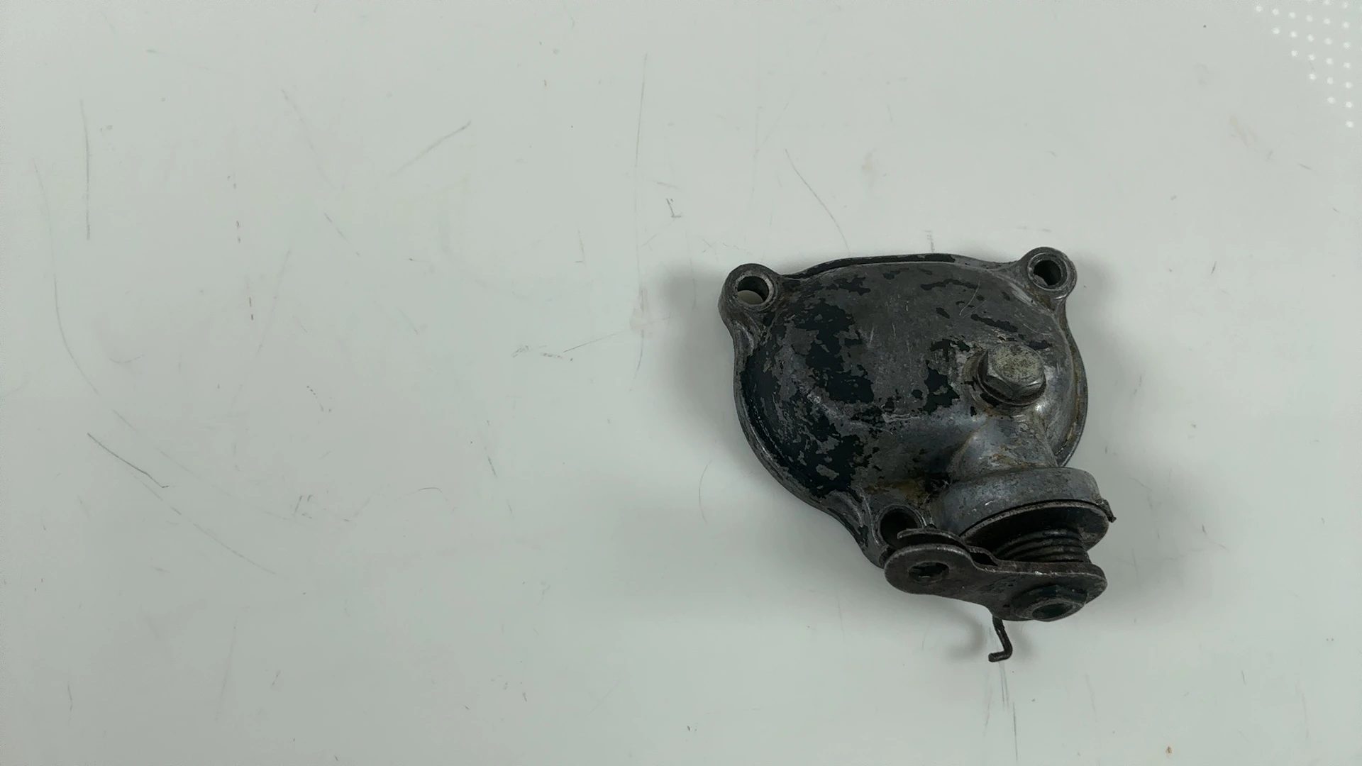 Yamaha AG200 1FE 200cc Exhaust Valve Cylinder Head Cover 1986-87 15A-11186-00-00 - Image 4