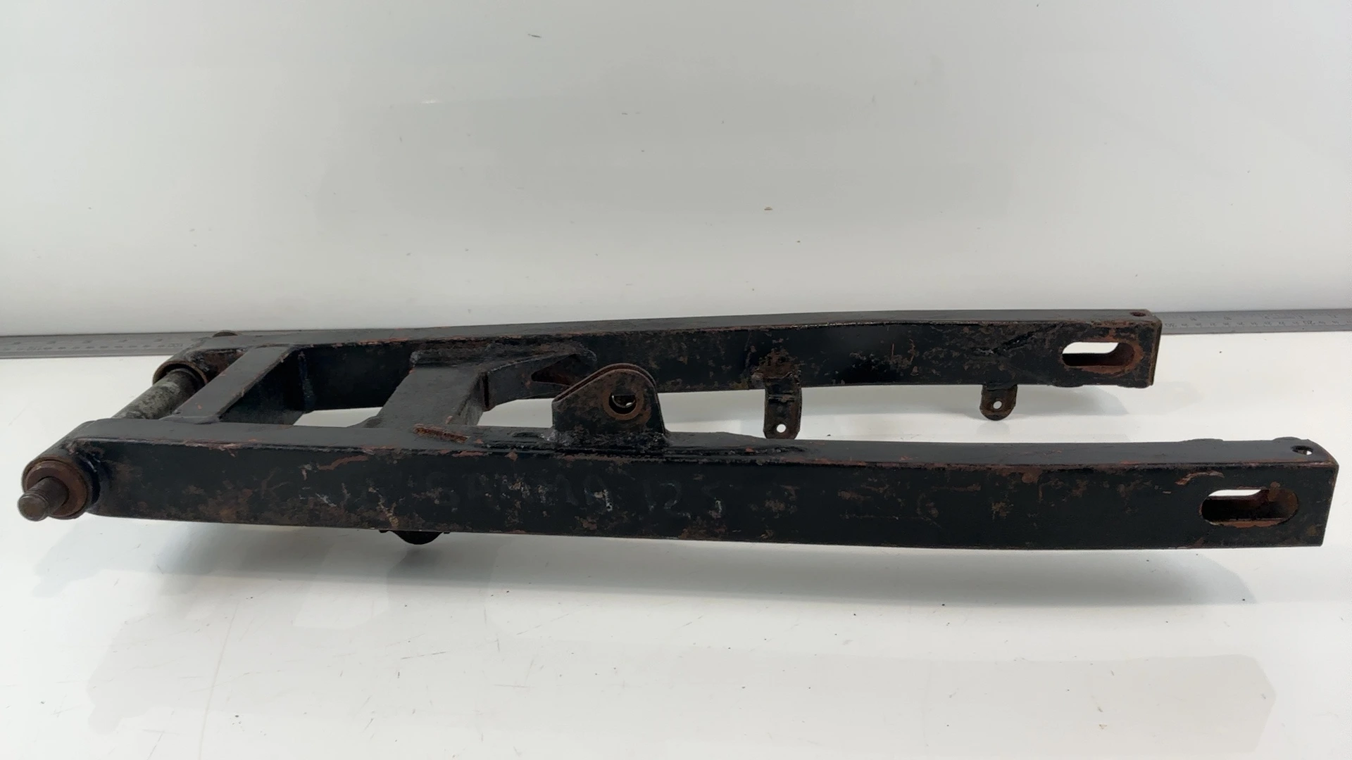 Suzuki RG125 Gamma RG80 125cc Rear Suspension Swingarm 1985-1991 61000-36A03-13L - Image 3