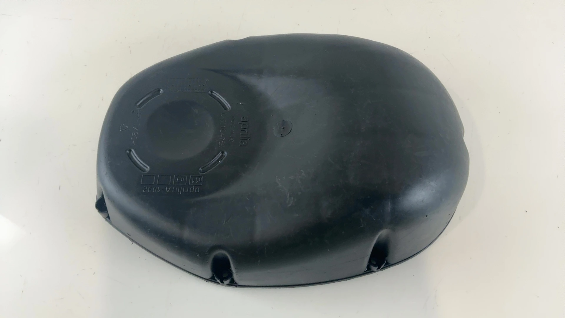 Aprilia RSV Mille 1000 Airbox Filter Cap Cover Lid 1998-2003 OEM AP8149048