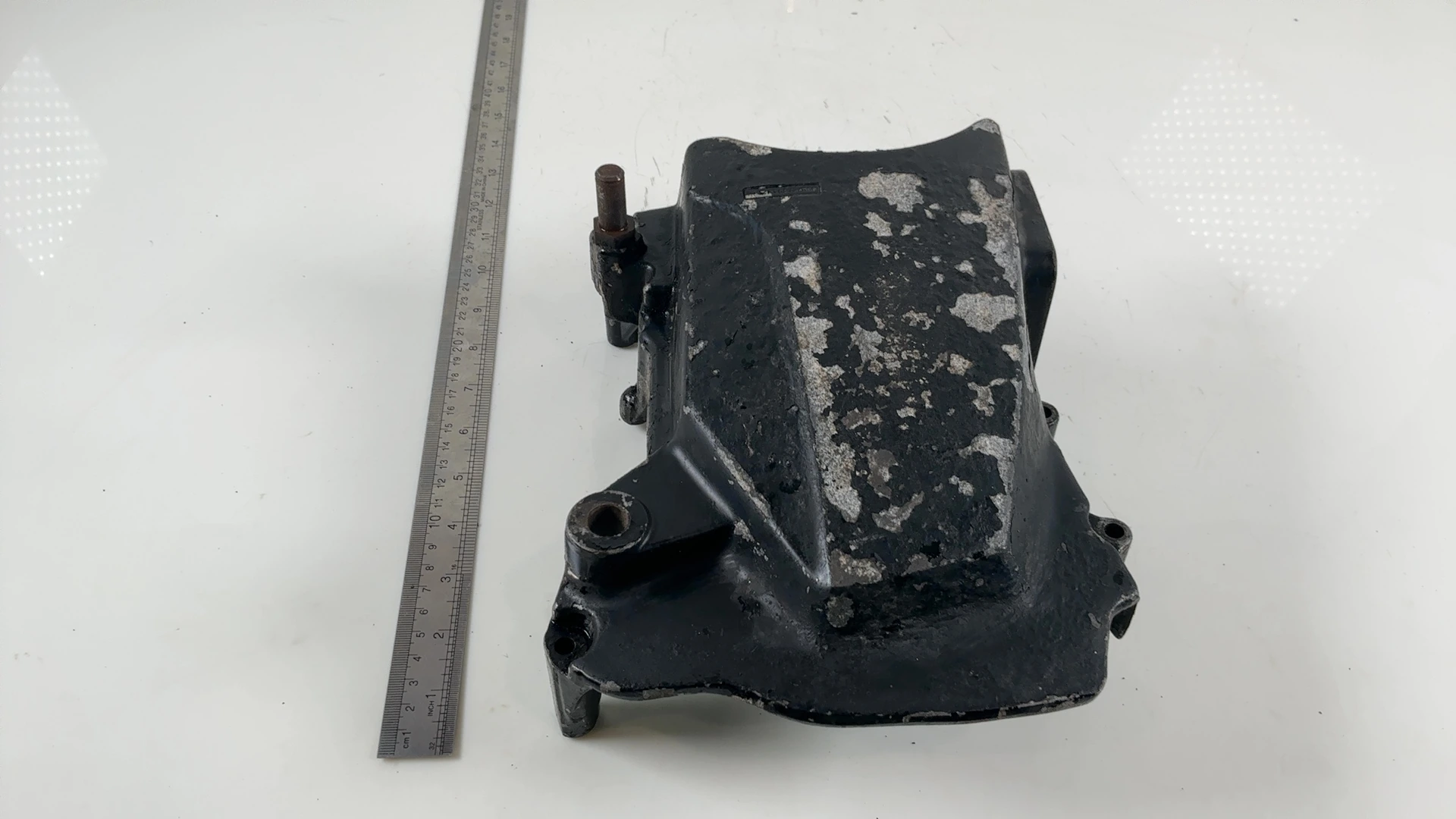 Kawasaki GPz550 ZX550A 550cc Front Sprocket Cover 1981-1985 OEM 14026-1025 - Image 4