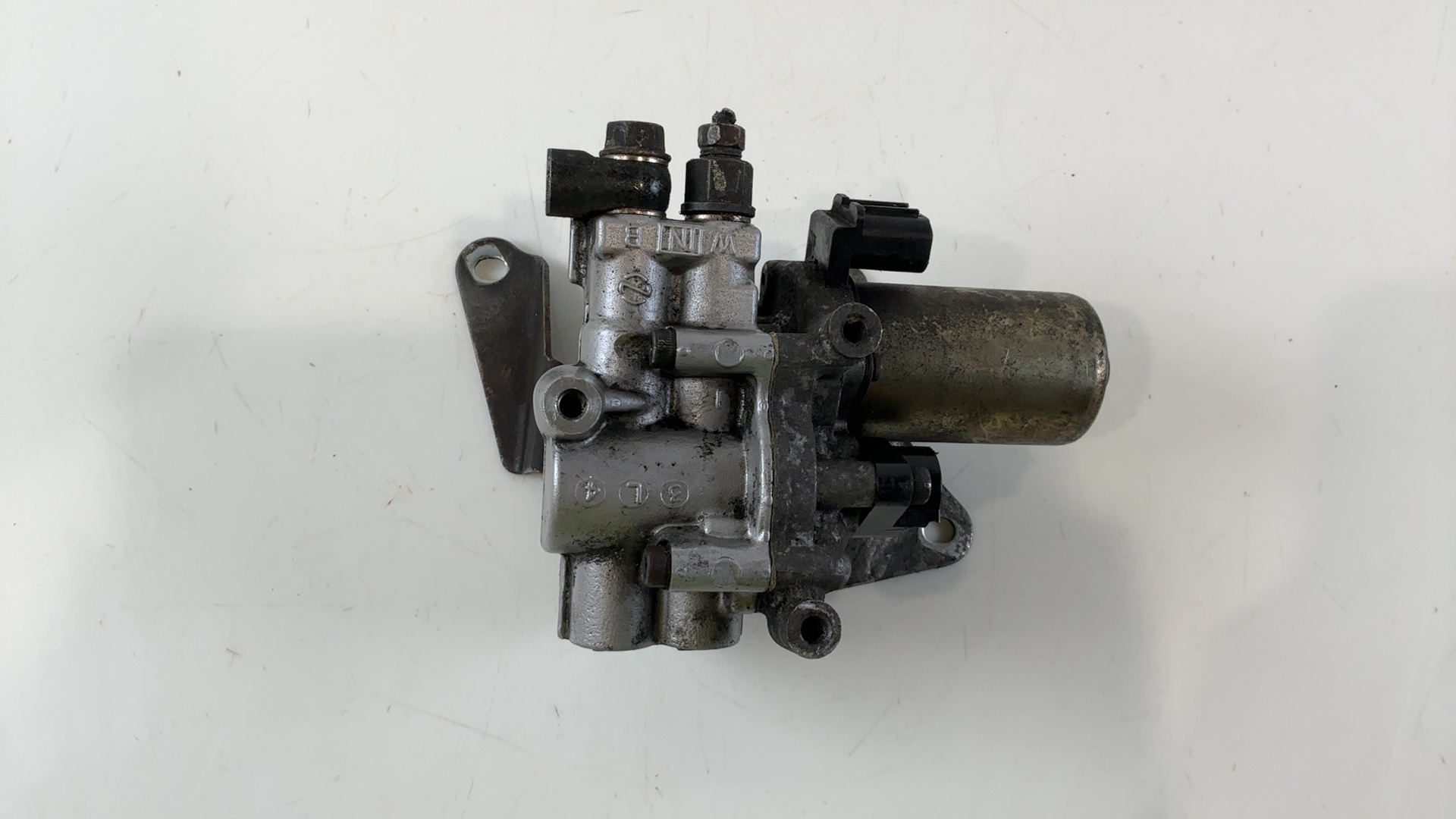Honda VFR Interceptor RC46 800 ABS Modulator Pump 2002-2013 OEM 57100-MCW-D11 - Image 2