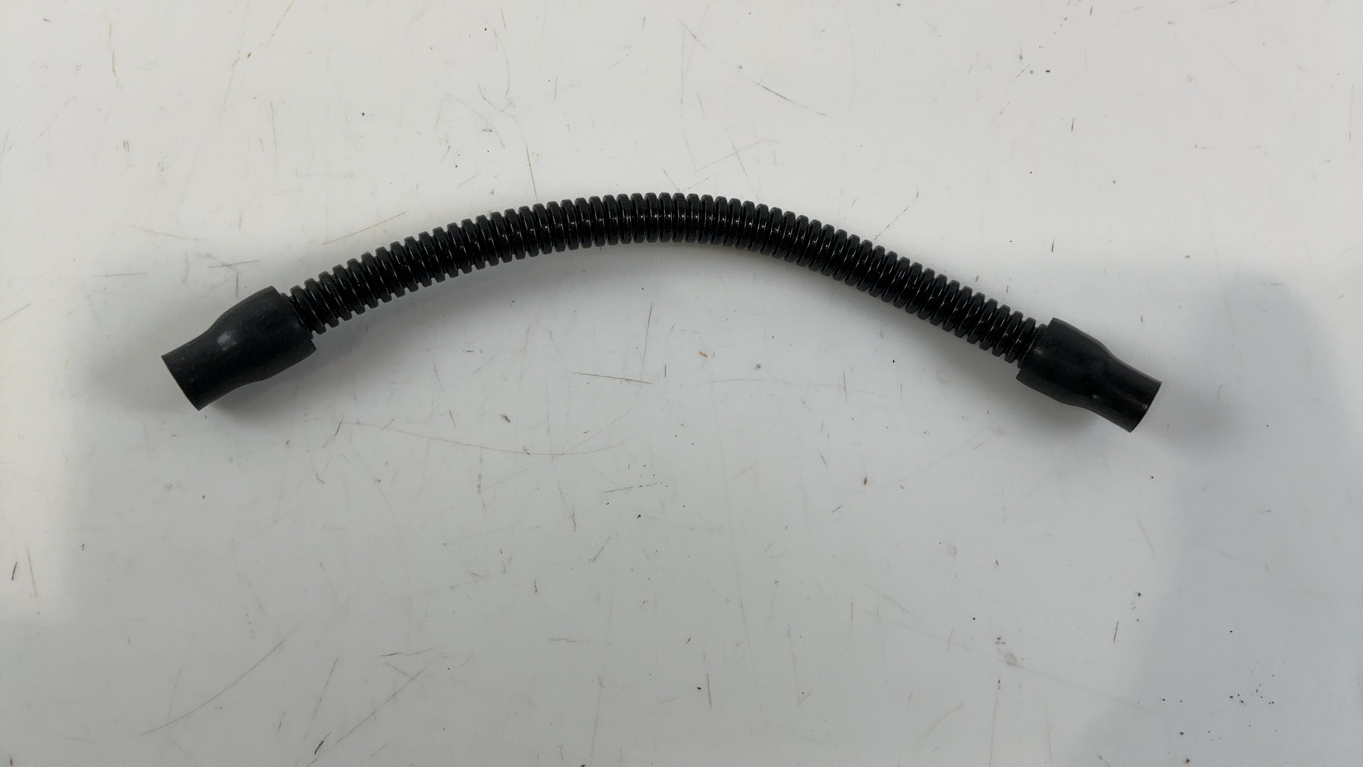 Triumph Daytona 675 Fuel Evaporation Breather Hose Tube 2006-2008 OEM T1242502 - Image 2