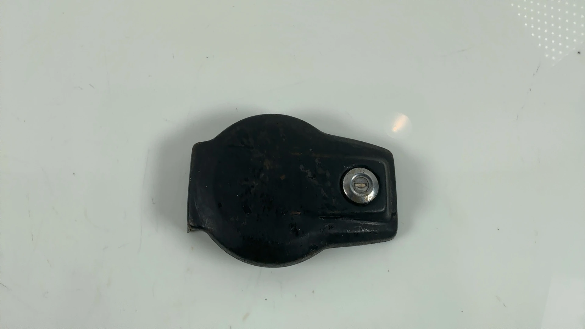 Honda CX500 CX500 500CC Fuel Gas Tank Cap Lid Cover Flap 1978-79 17511-415-000ZA - Image 2