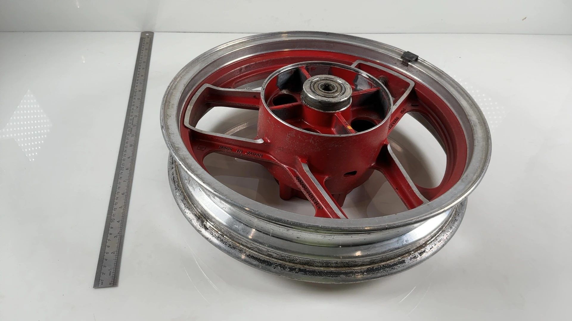 Kawasaki Ninja 600R ZX600C 600cc Rear Wheel Rim 1988-1997 OEM 41073-1323-CW - Image 4