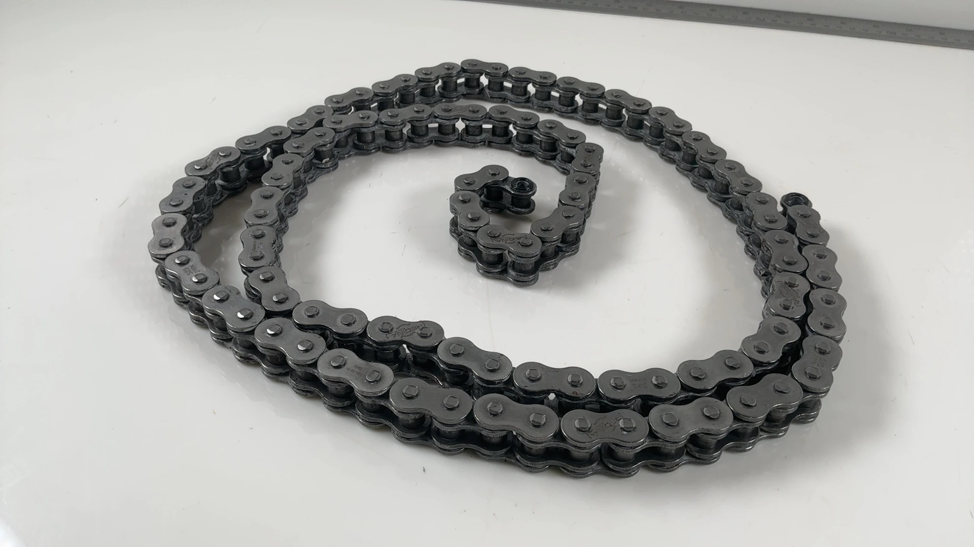 Aprilia RSV4 1100 Factory E5+ 1100cc Drive Chain 2021-2026 OEM 896358 - Image 4