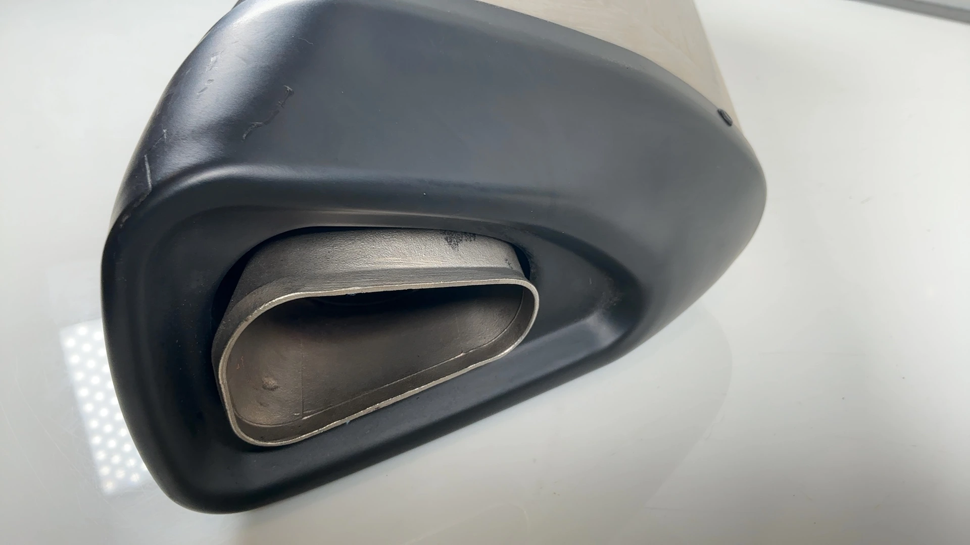 Aprilia RSV4 1100 Factory 2B008865 1100cc Exhaust Muffler 2021-2026 OEM 2B008865 - Image 6