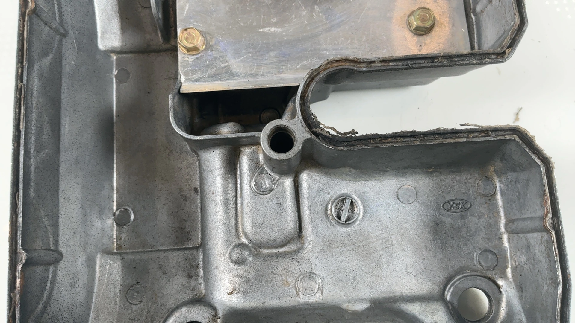 Honda Firestorm VTR1000F 1000CC Rear Valve Cover 1997-2006 OEM 12310-MBB-630 - Image 6