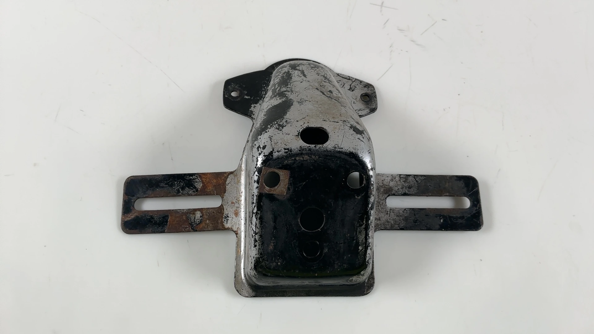 Suzuki T10 T20 250cc Taillight Mount Bracket 1963-1965 OEM (35712-11011) 7320A