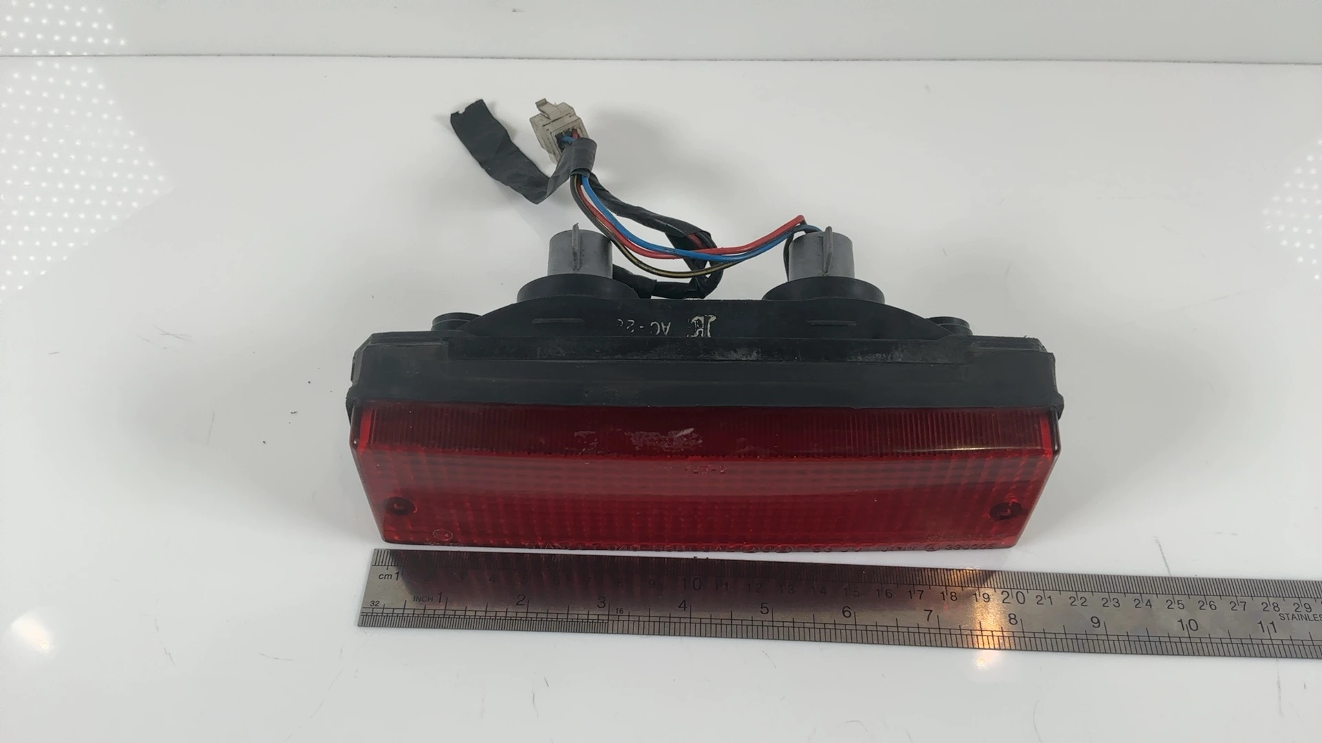 Kawasaki GPZ 500S EX500 500cc Tail Light Brake Lamp 1987-1993 OEM 23025-1105 - Image 1