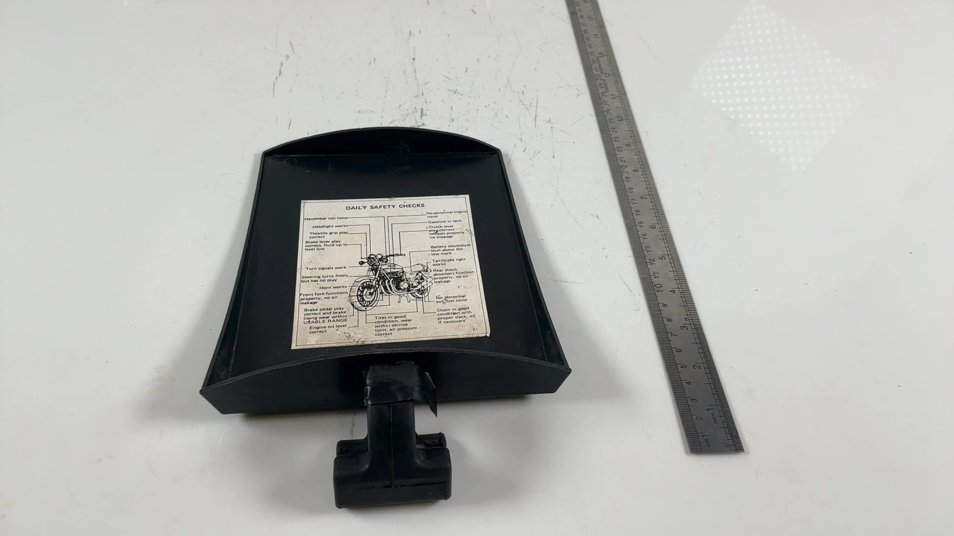 Kawasaki Z1 Z2 KZ900 900 Tool Tray Holder 1973-1975 OEM 32099-010 - Image 3
