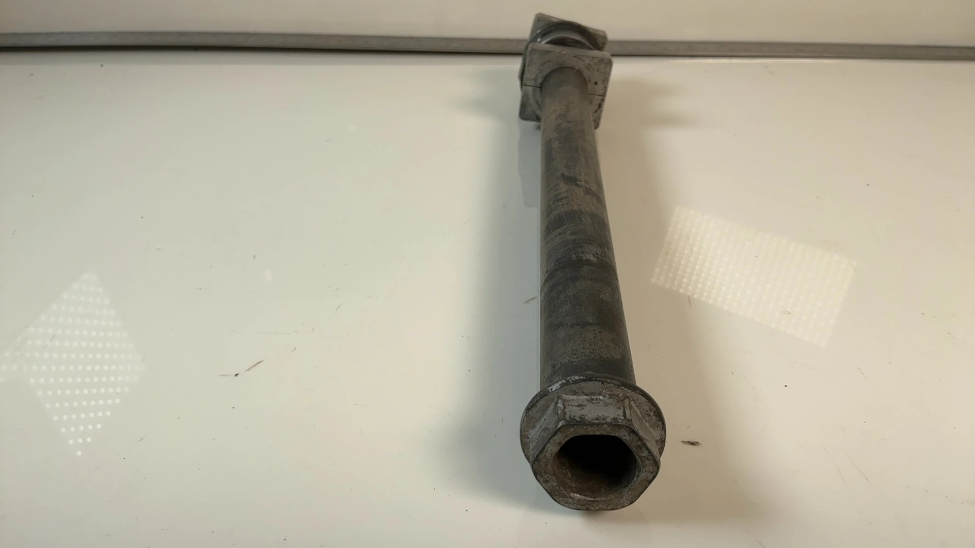 Kawasaki Ninja ZX7R ZX750 750 Rear Wheel Axle 1991-1995 OEM 41068-1326 - Image 4