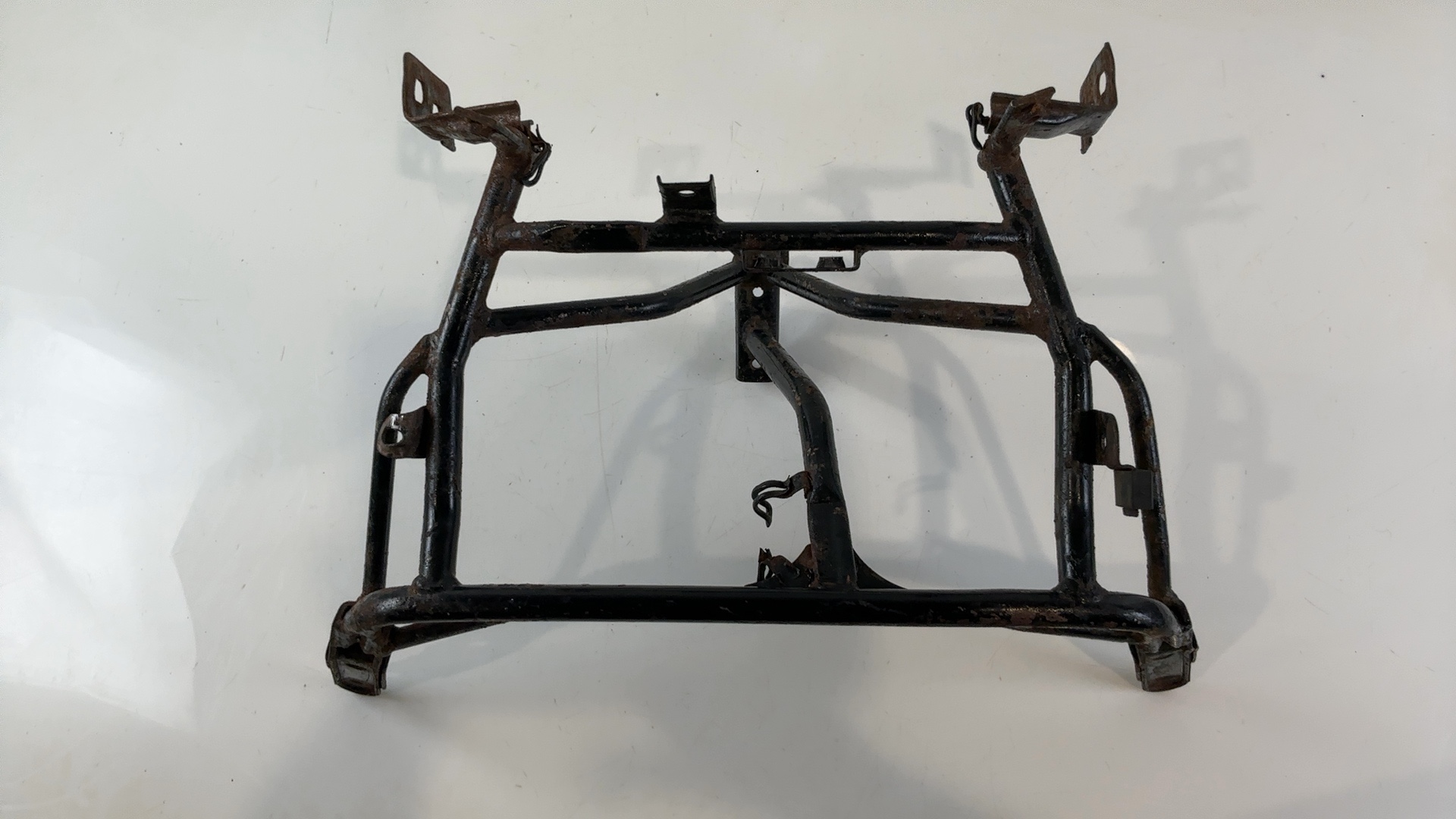 Suzuki GSXR 750 GR75A 750CC Front Fairing Bracket Subframe 1985-90 54110-17C00