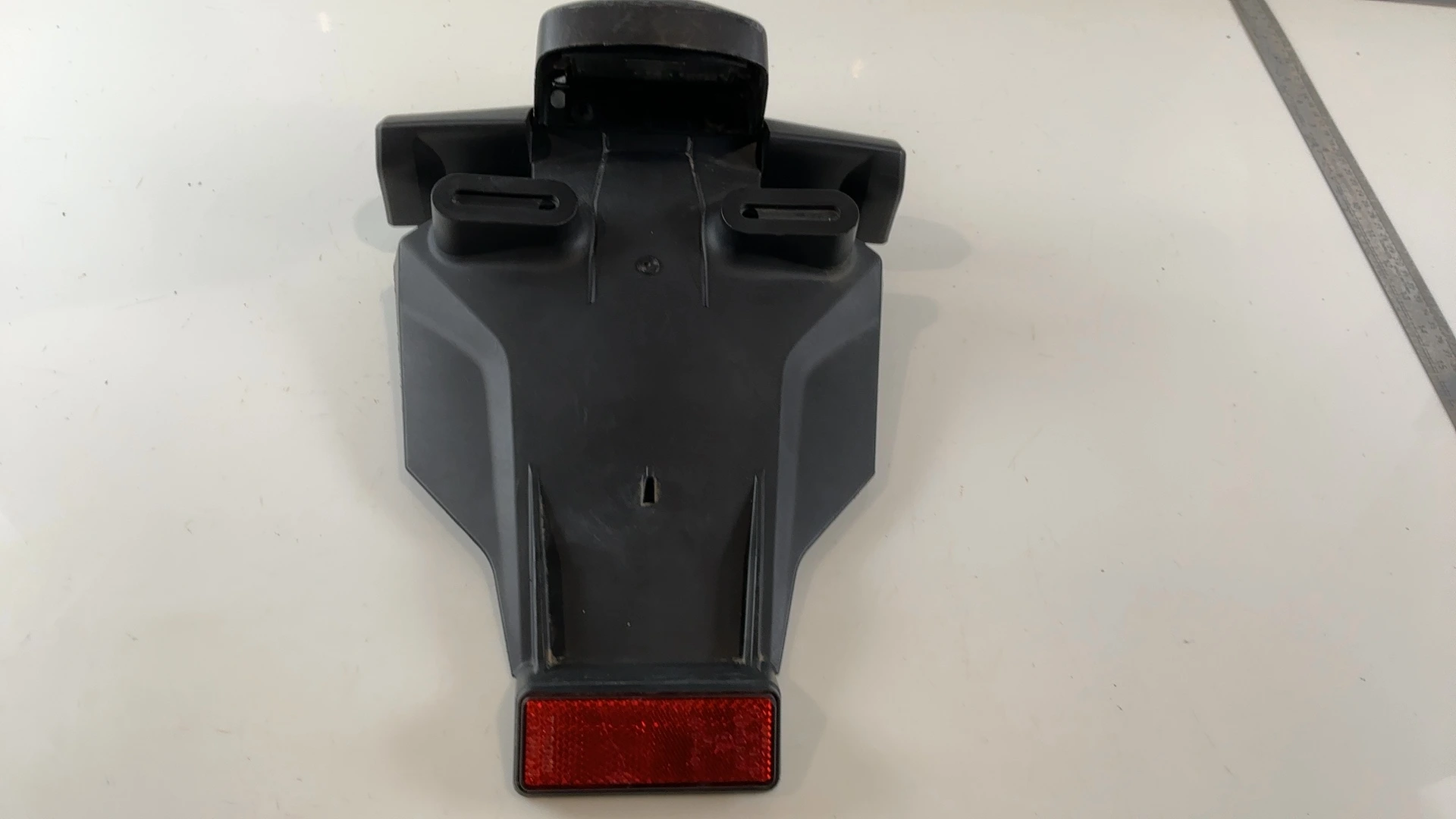 Yamaha YZF-R1 RN12 1000 CC Rear Fender Mudguard 2004-2006 OEM 5VY-21629-01-00 - Image 4