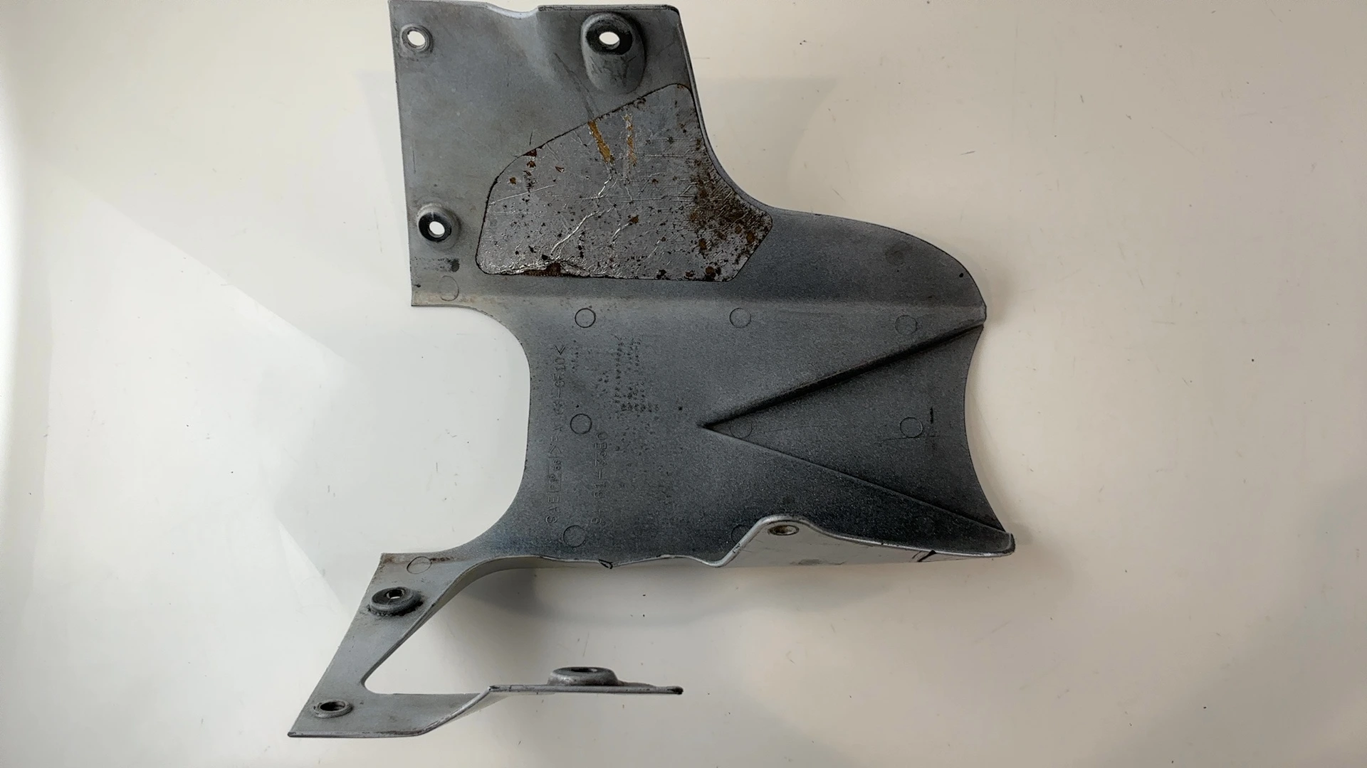Suzuki GSX-R600 SRAD 600CC Lower Belly Rear Cowl Fairing 1996-99 OEM 94661-33E0 - Image 3