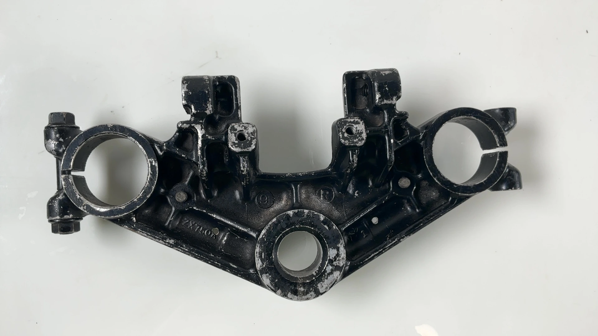 Kawasaki GPz750 ZX750A 750CC Upper Fork Bridge Yoke 1983-1985 OEM 44039-1073 - Image 6