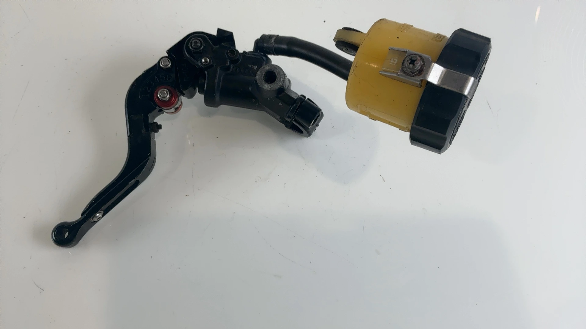 Yamaha YZF R6 YZFR6 600cc Front Brake Master Cylinder 2008-2016 5SL-W2587-00-00