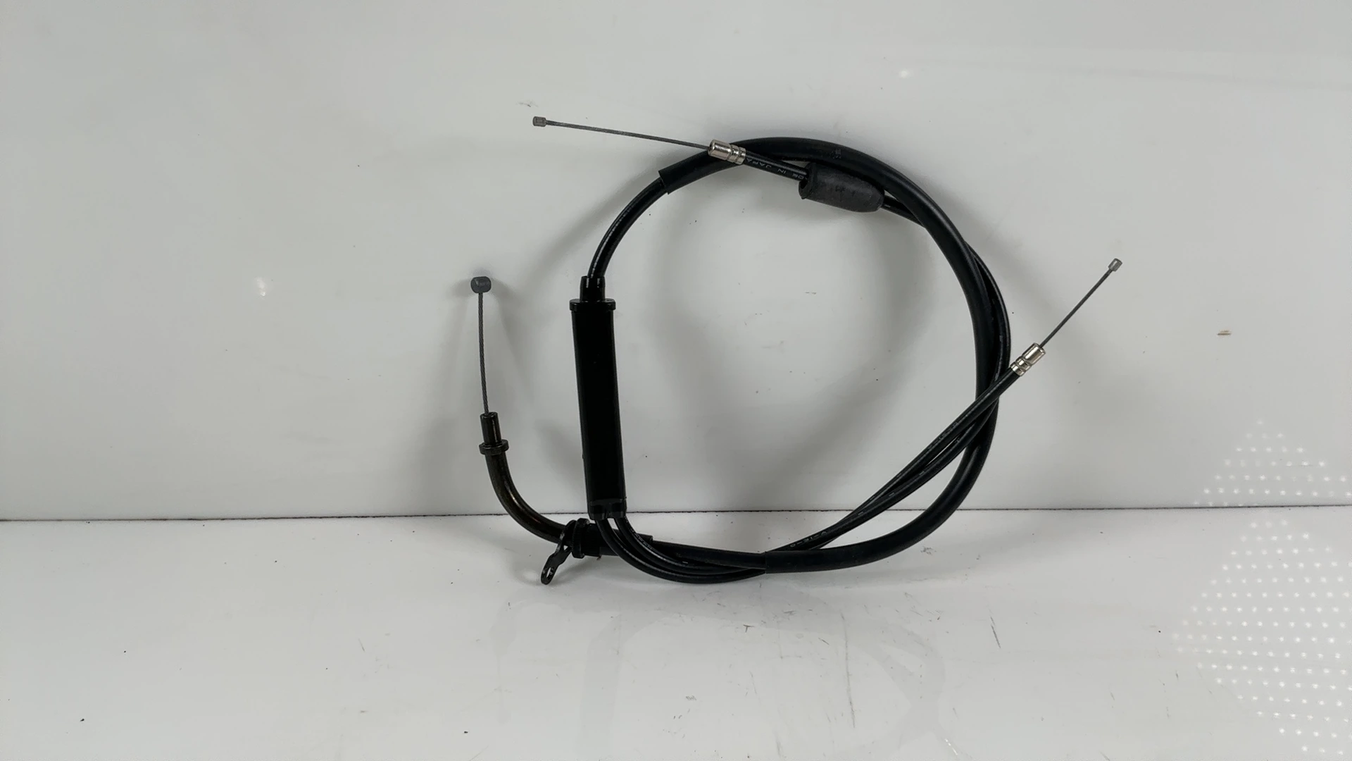 Suzuki RG125 Gamma 125cc Throttle Cable 1986-1988 OEM 58300-36A12 - Image 1