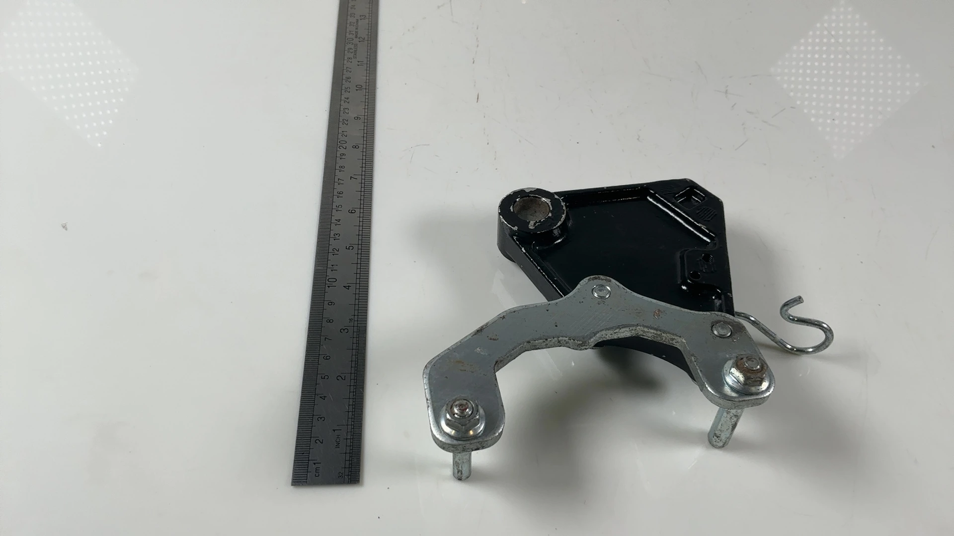 Hyosung GT650R GT650 650cc Rear Brake Caliper Bracket 2005-16 OEM 69340HM8170120 - Image 4
