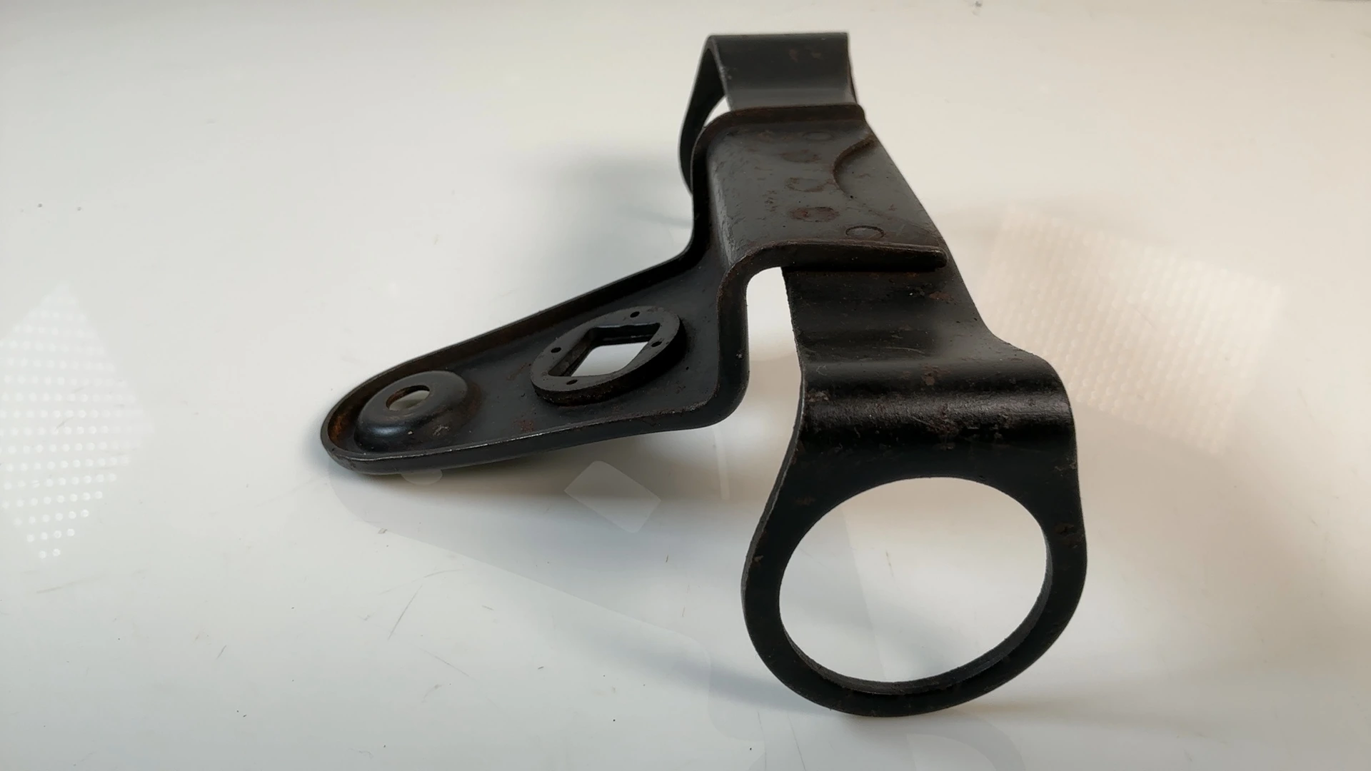 Suzuki GS850G GS850 850cc Lower Headlight Bracket Stay 1979-81 OEM  51530-45100 - Image 6