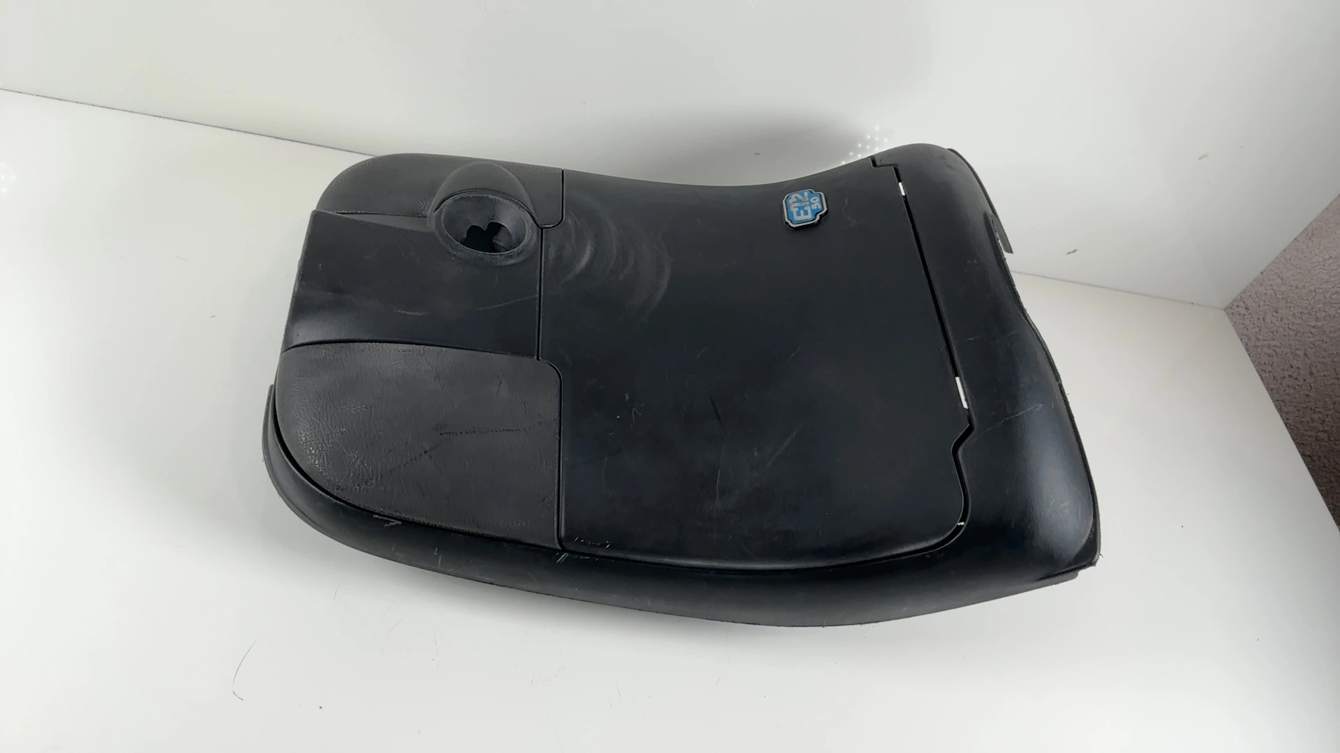 Vespa ET2 50 Inner Leg Shield Trunk Glove Box Door 1996-2004 OEM 57542500M2 - Image 2